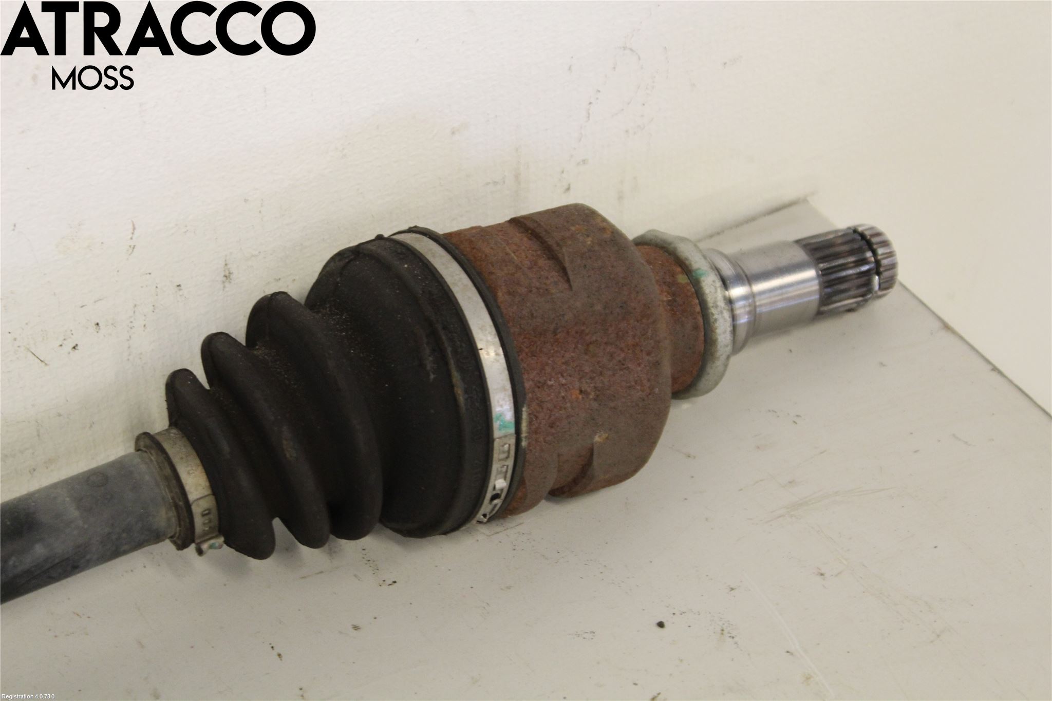 Toyota YARIS XP130 12-14 Drivaxel Fram Höger