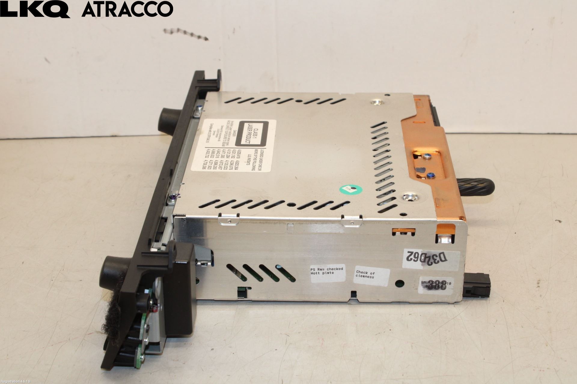 BMW X3 E83     03-10 Cd Radio - Multimediapanel
