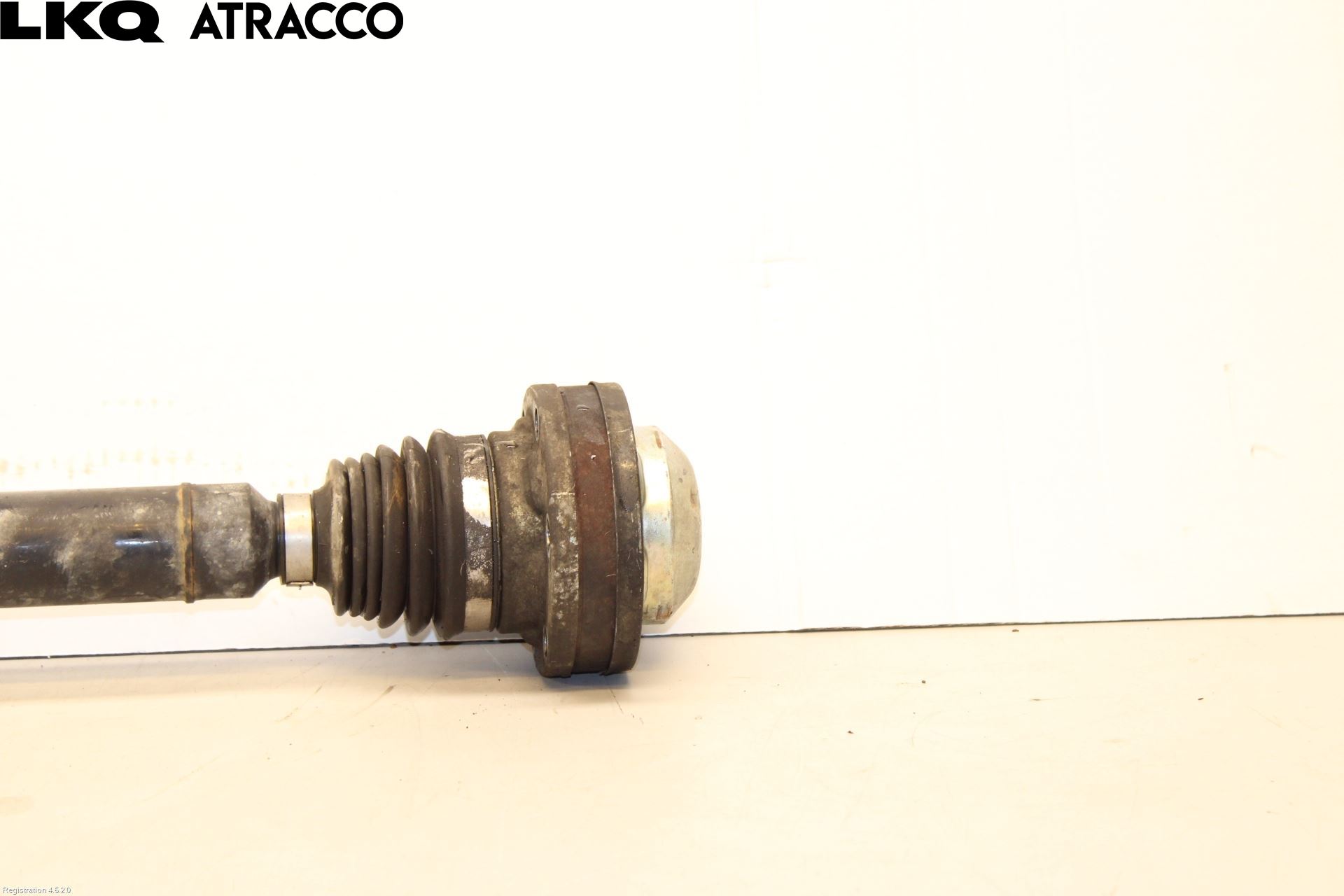 Volkswagen VW PASSAT 11-14 Drivaxel Fram Höger
