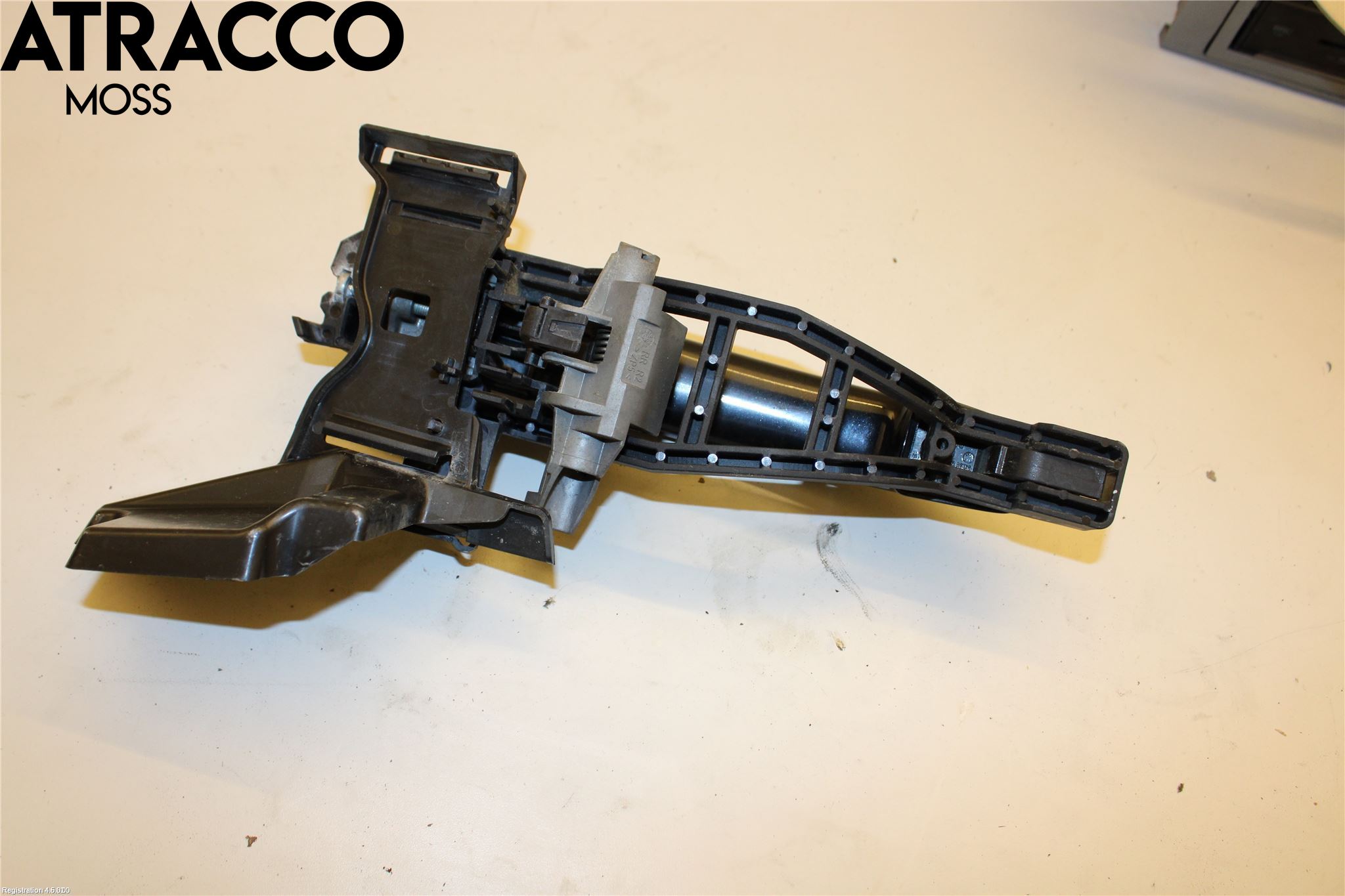 Ford KUGA 08-12 Dörrhandtag Yttre Hö