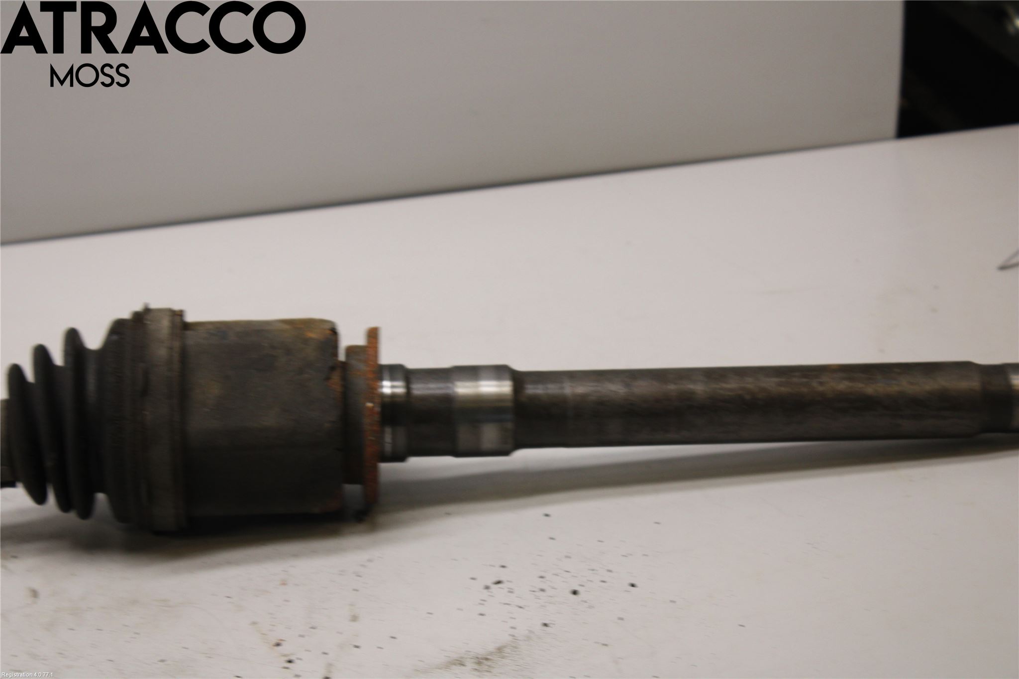 Landrover LAND ROVER DISCOVERY 4 10-16 Drivaxel Fram Höger