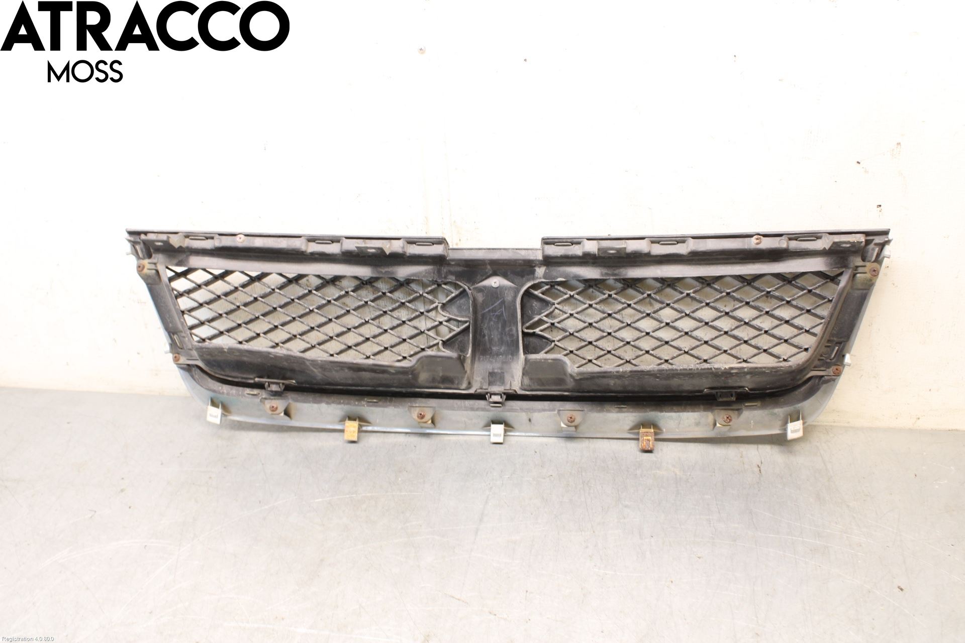 Suzuki GRAND VITARA II 06-14 Grill Komp
