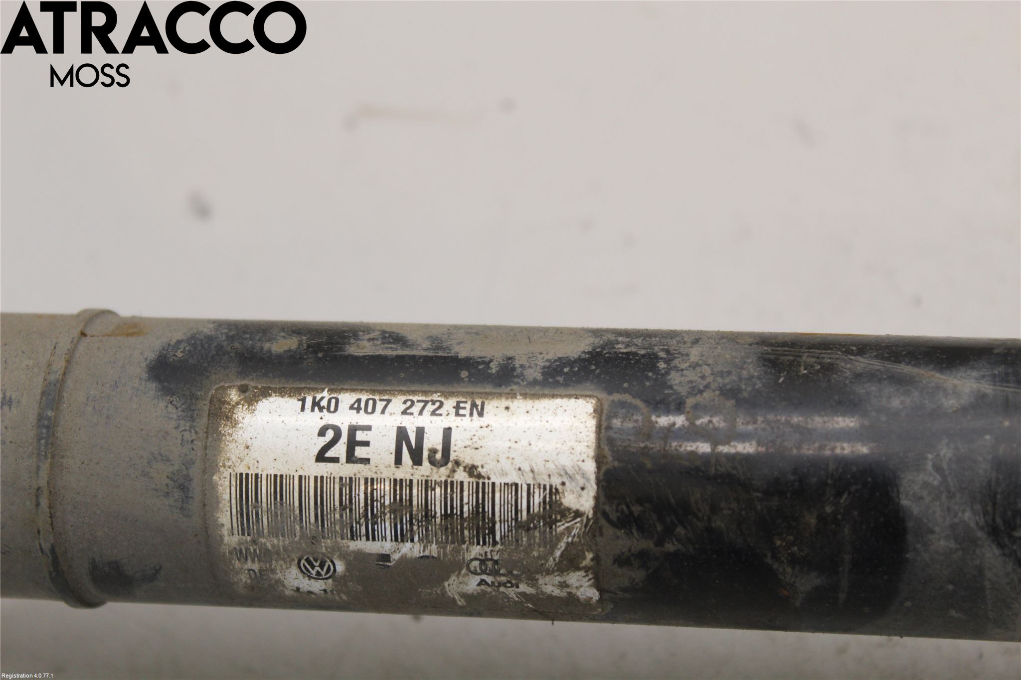 Volkswagen VW CADDY 11-15 Drivaxel Fram Höger