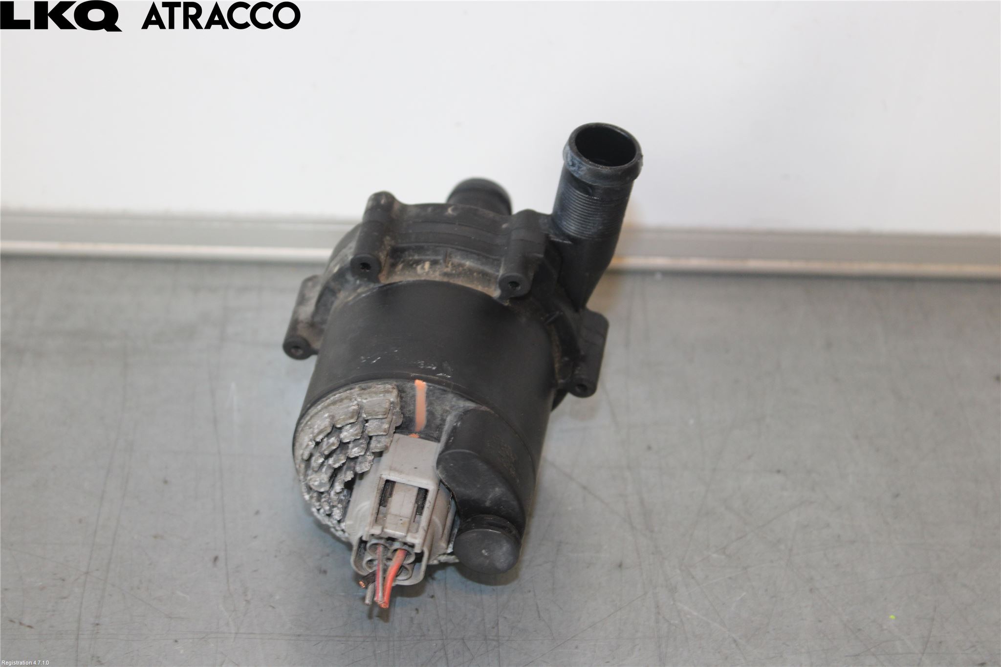 Tesla MODEL S 13- Vattenpump
