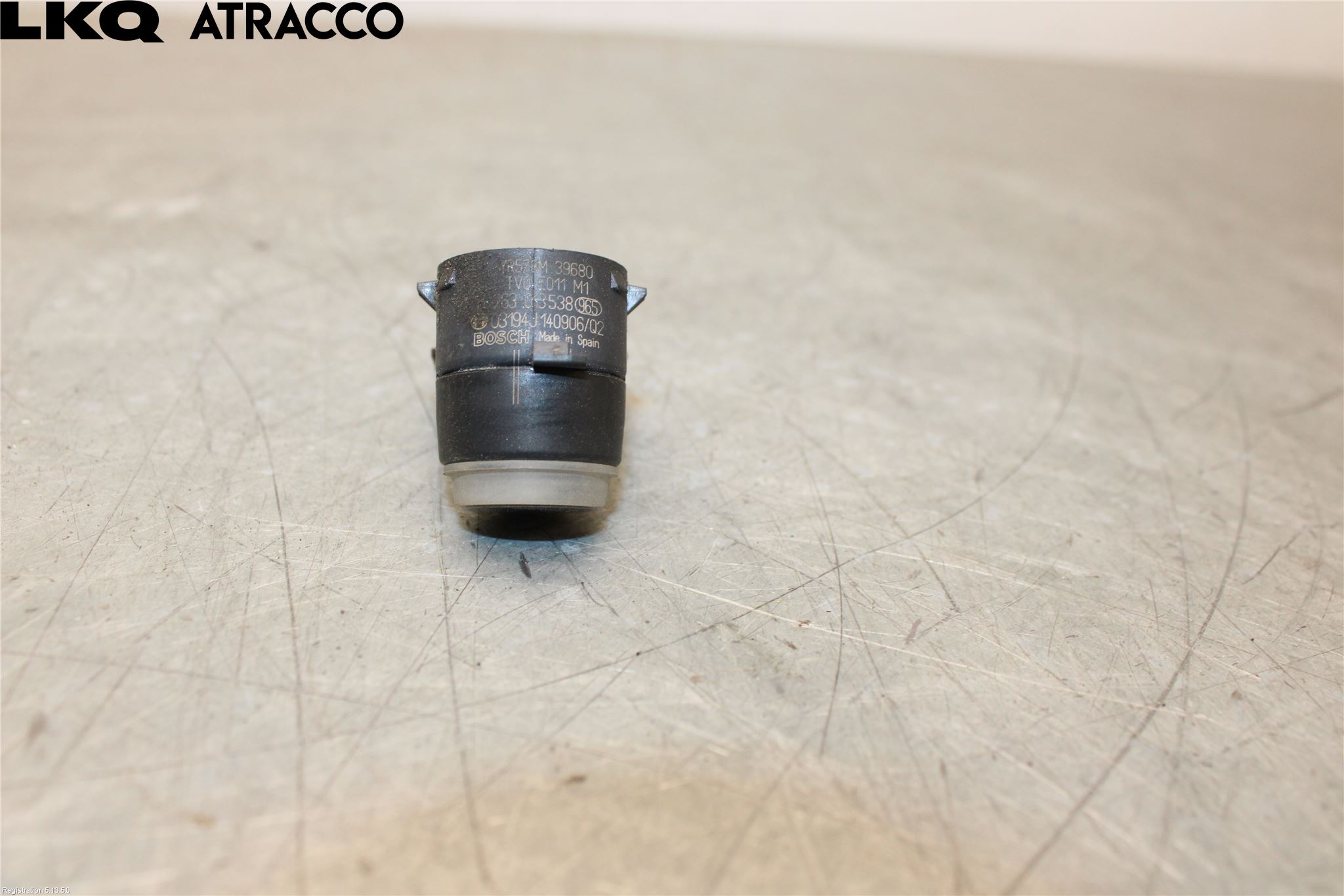 Honda CR-V 13-18 Parkeringshjälp Frontsensor