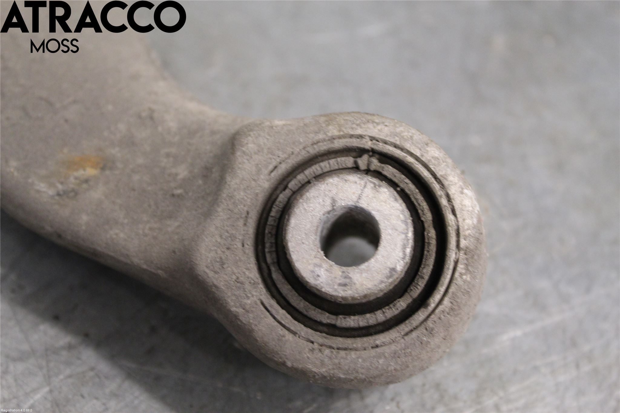 Audi A4/S4 08-11 Bärarm Bak Övre Höger