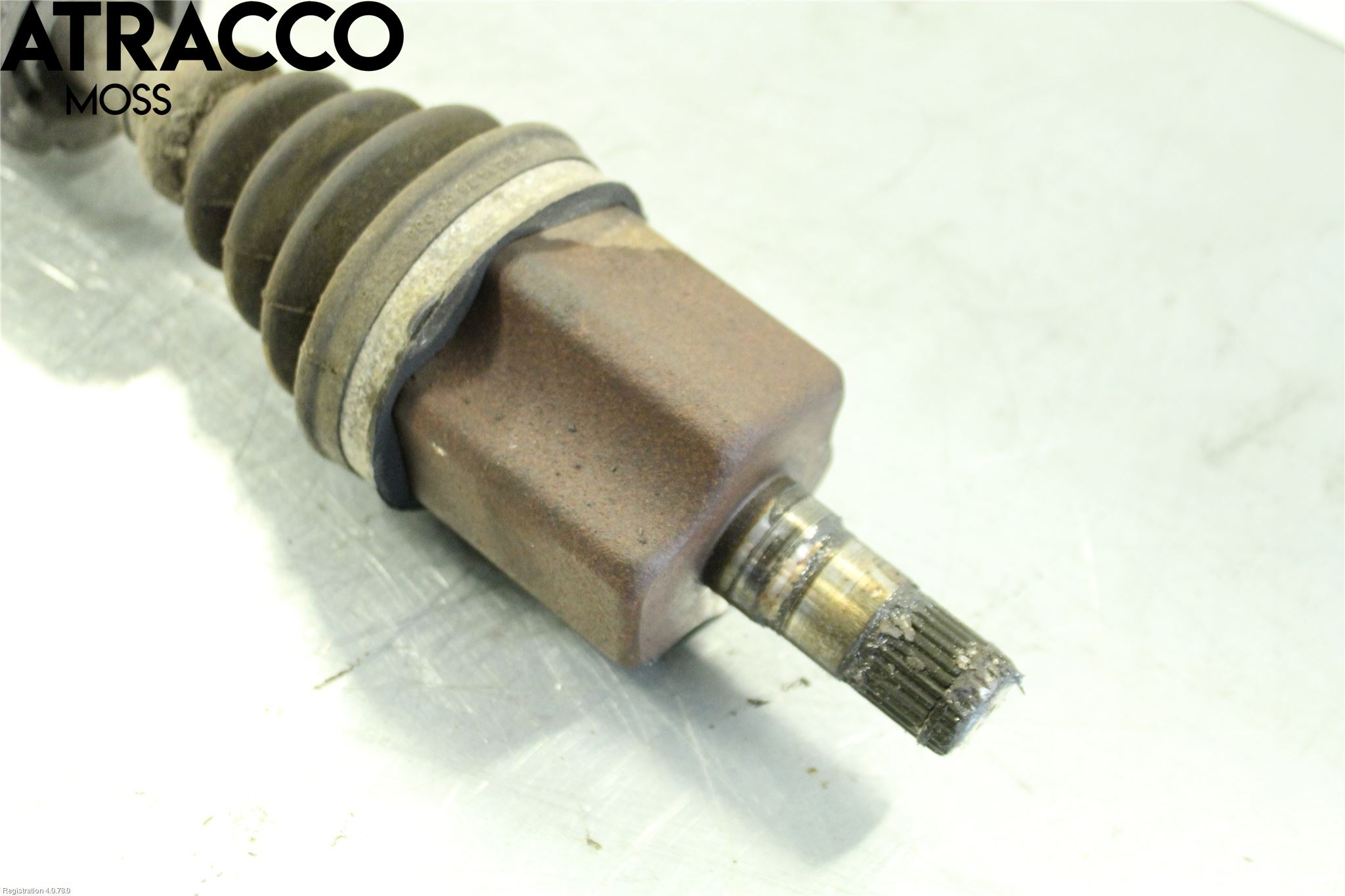 Volvo XC70 05-07 Drivaxel Fram Vänster