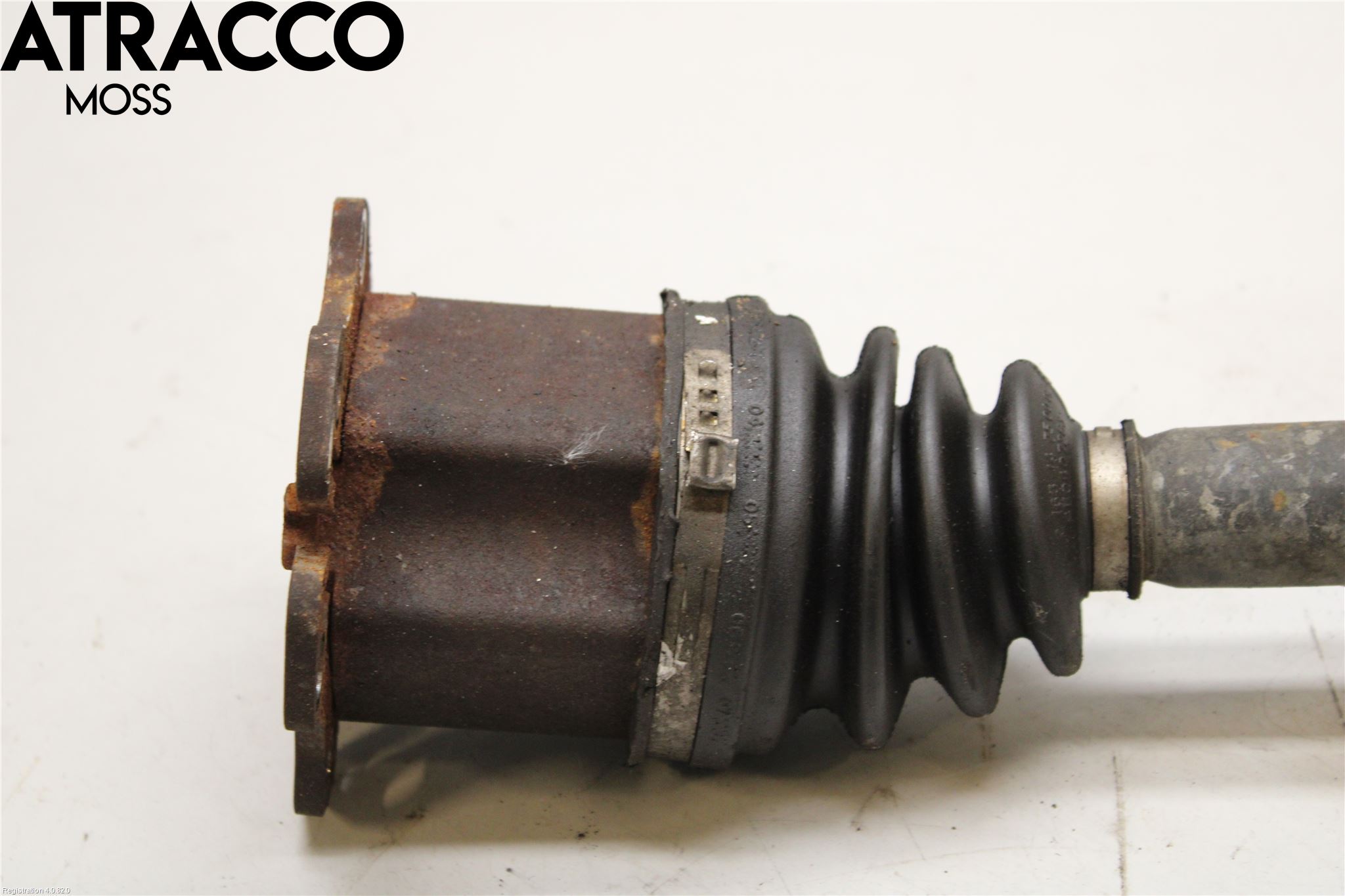 Audi  Drivaxel Fram Höger