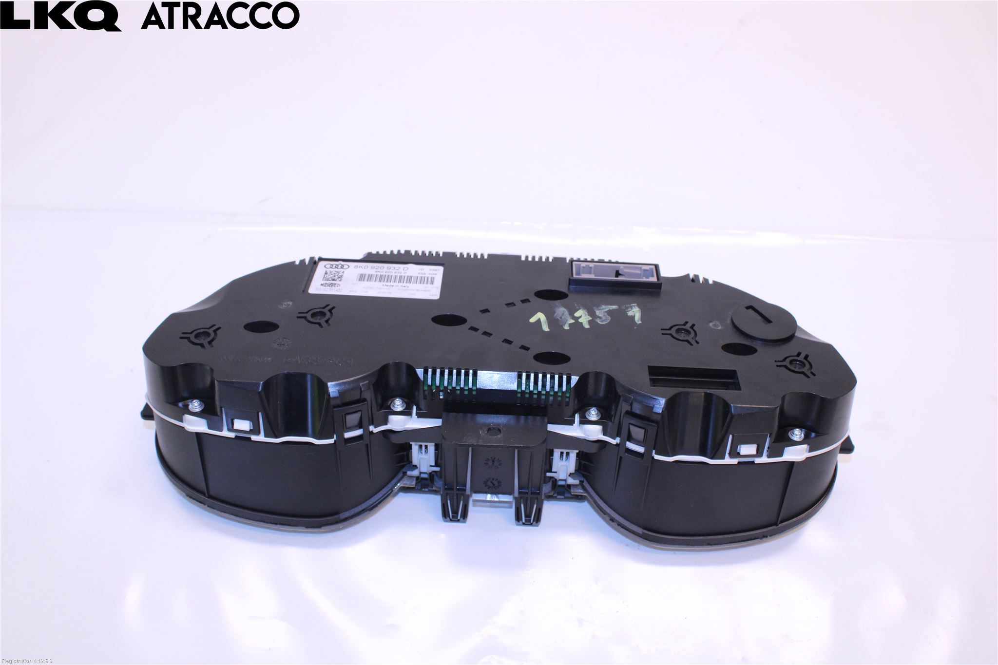Audi A4/S4 08-11 Instrument Hast