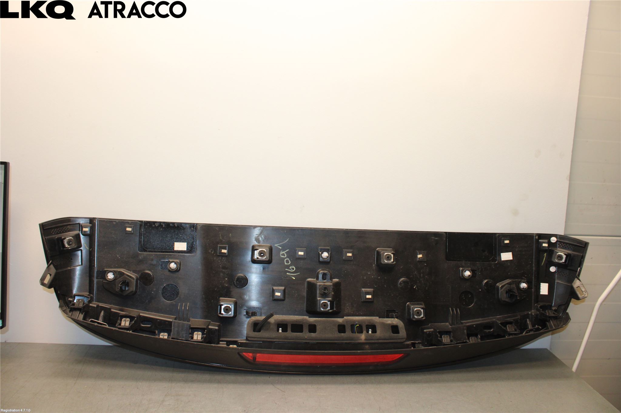 Peugeot 2008/E-2008 20- Spoiler Baklucka