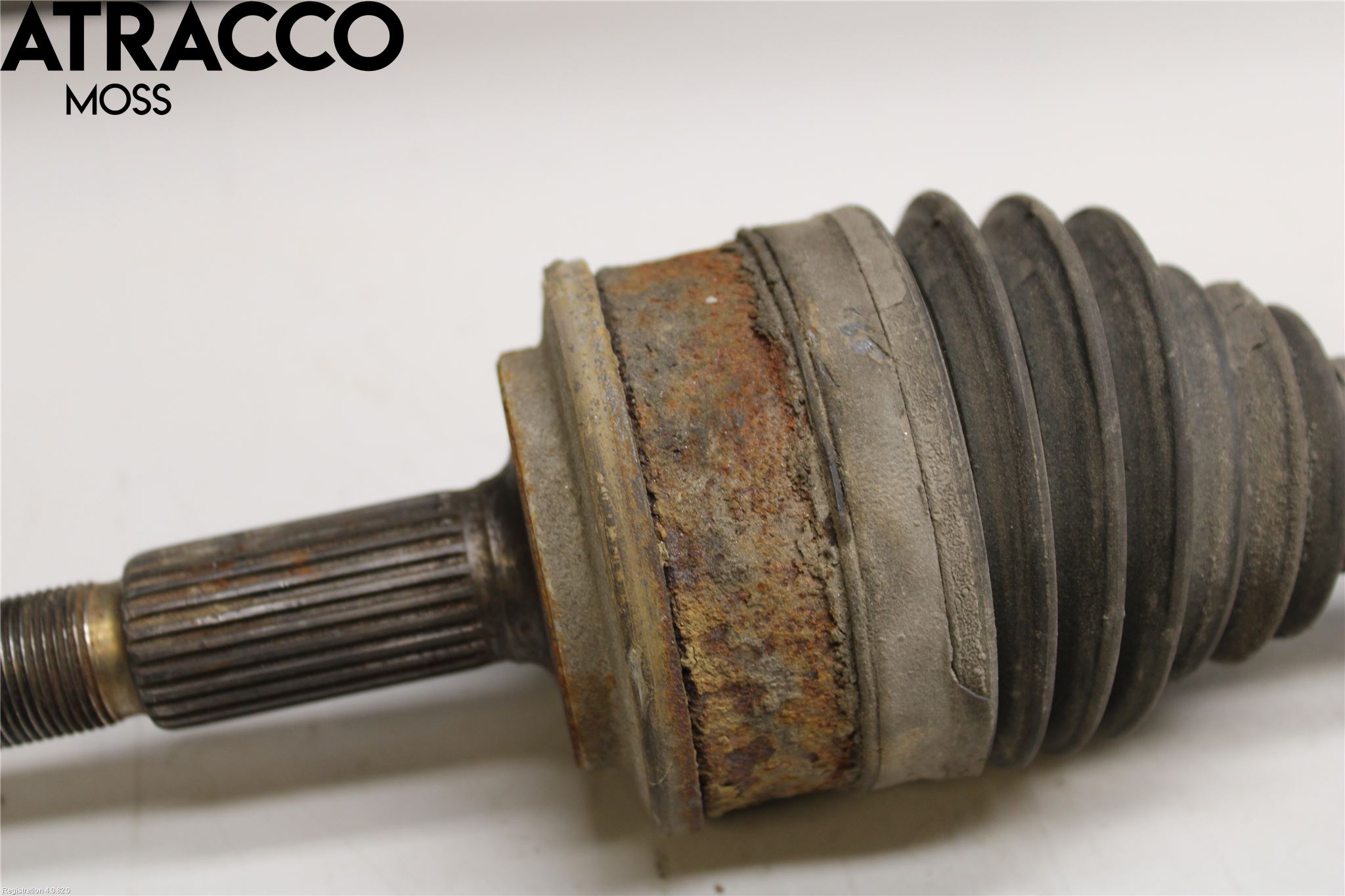 Toyota AURIS 13-19 Drivaxel Fram Vänster