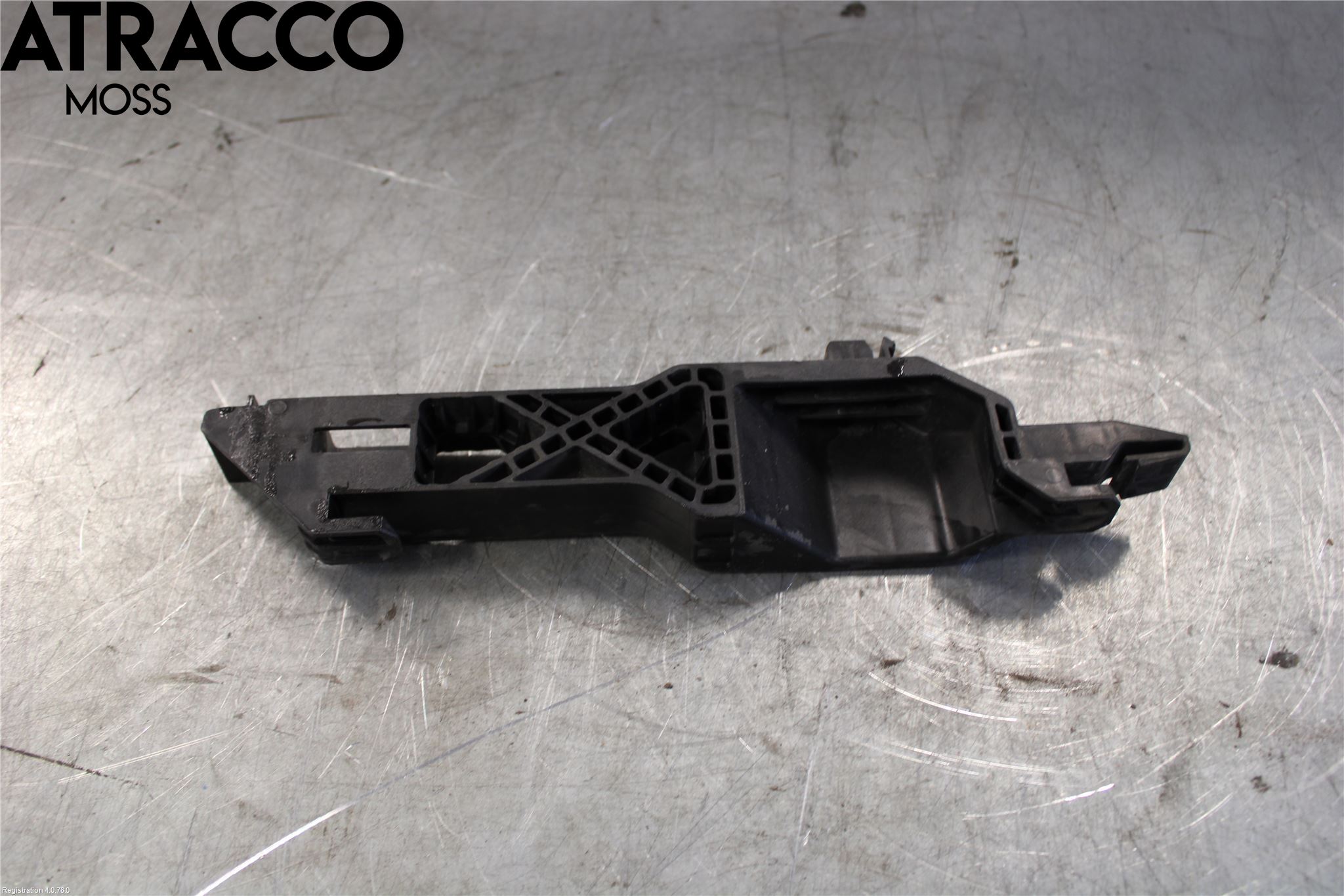 Volkswagen VW GOLF / E-GOLF VII 13-20 Kylarfäste-Ram-Balk