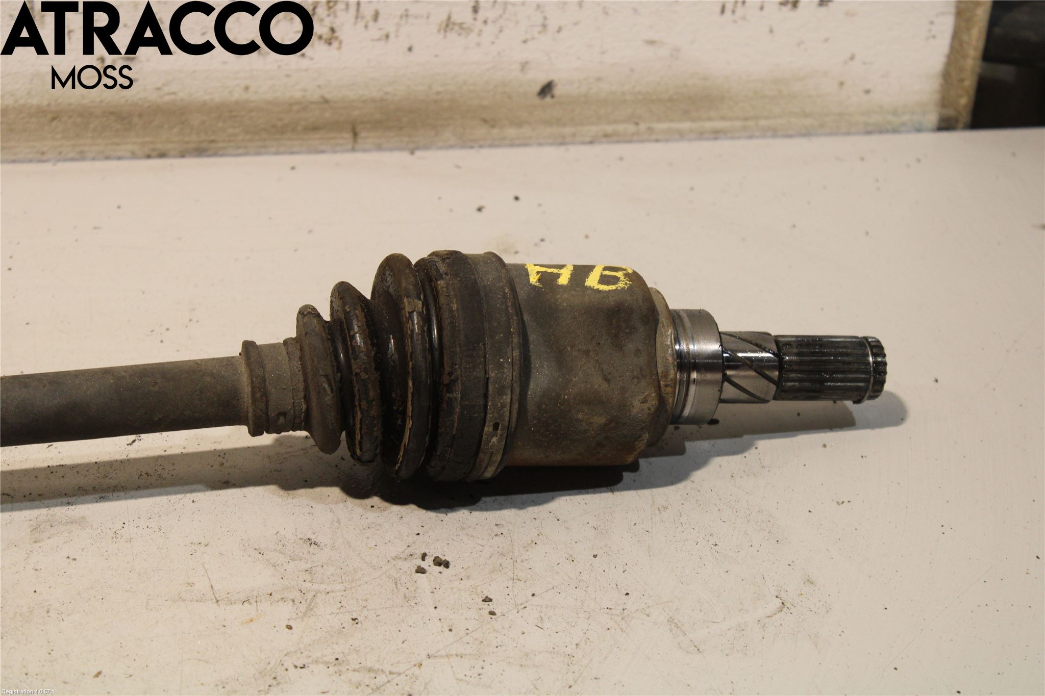 Nissan QASHQAI 14-17 Drivaxel Bak Höger