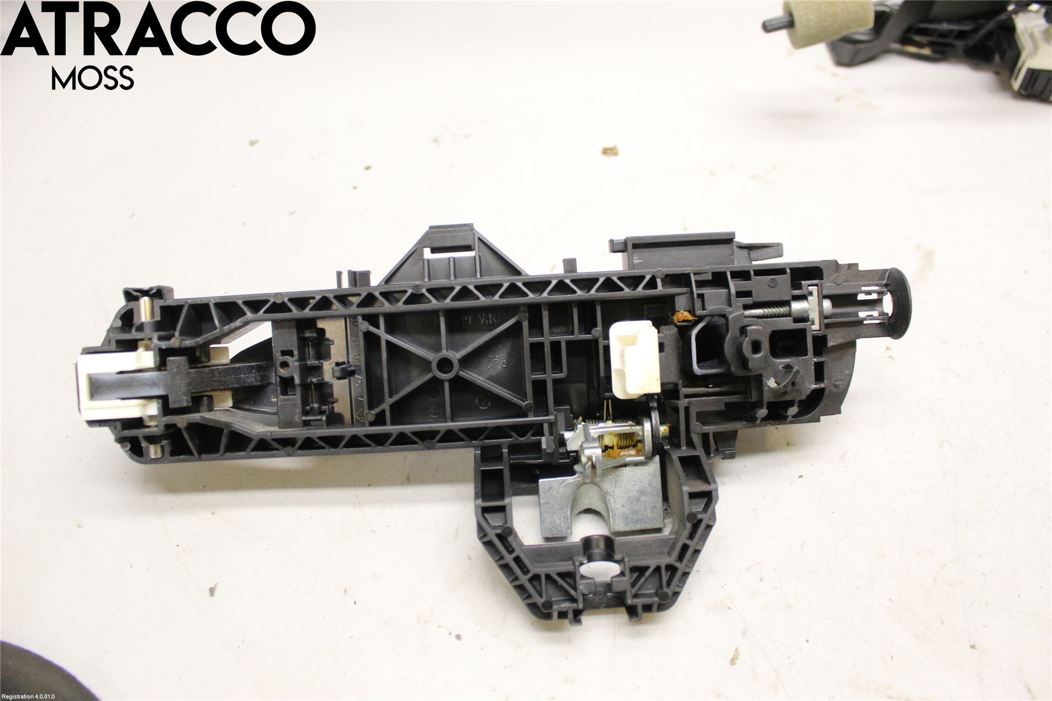 Mercedes-Benz MB C-KLASS (W204) 07-15 Dörrhandtag Yttre Hö