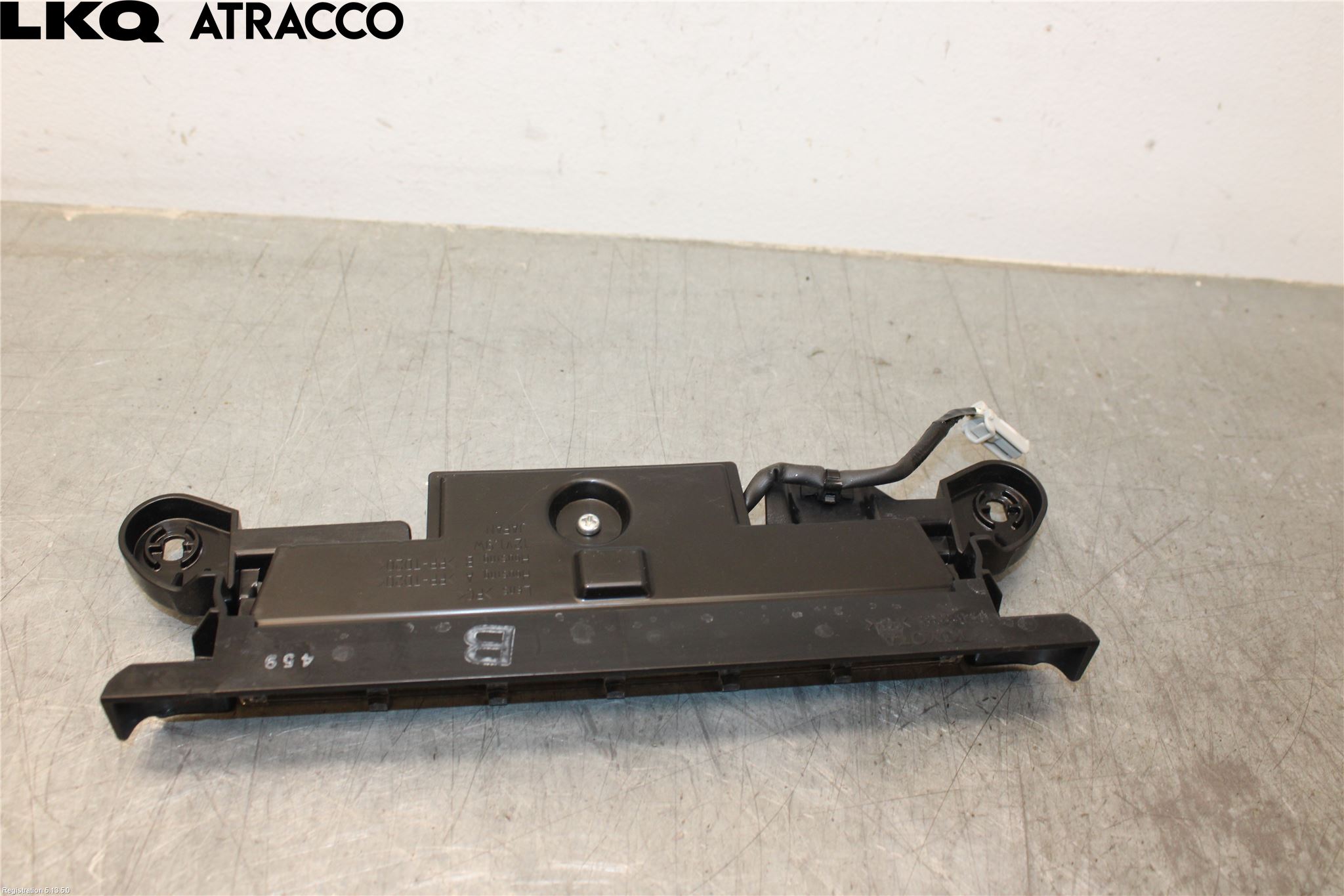 Toyota bZ4X EA10 22- Backlampa