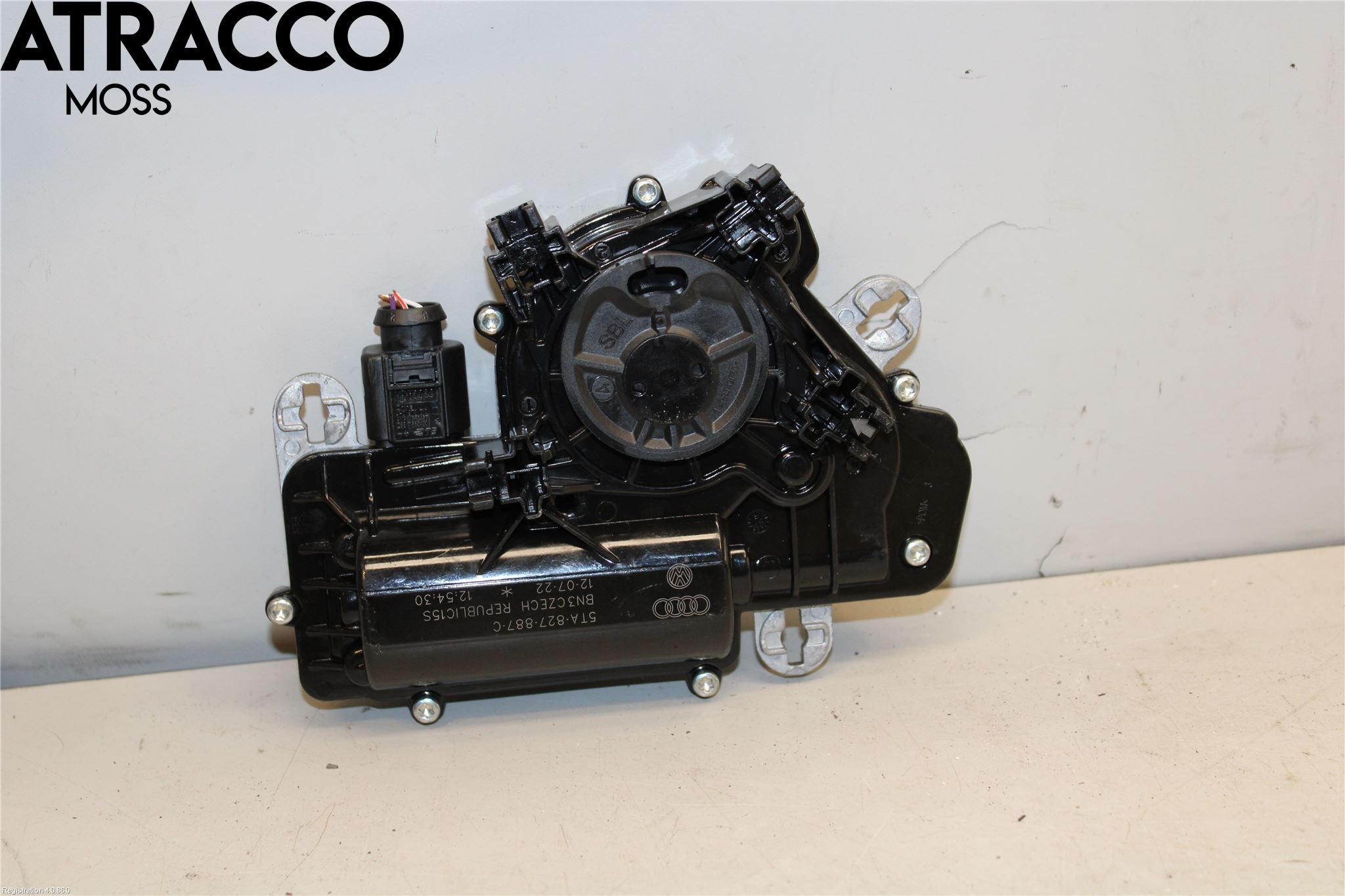Skoda ENYAQ iV 21- Bakluckeöppnare Automatisk