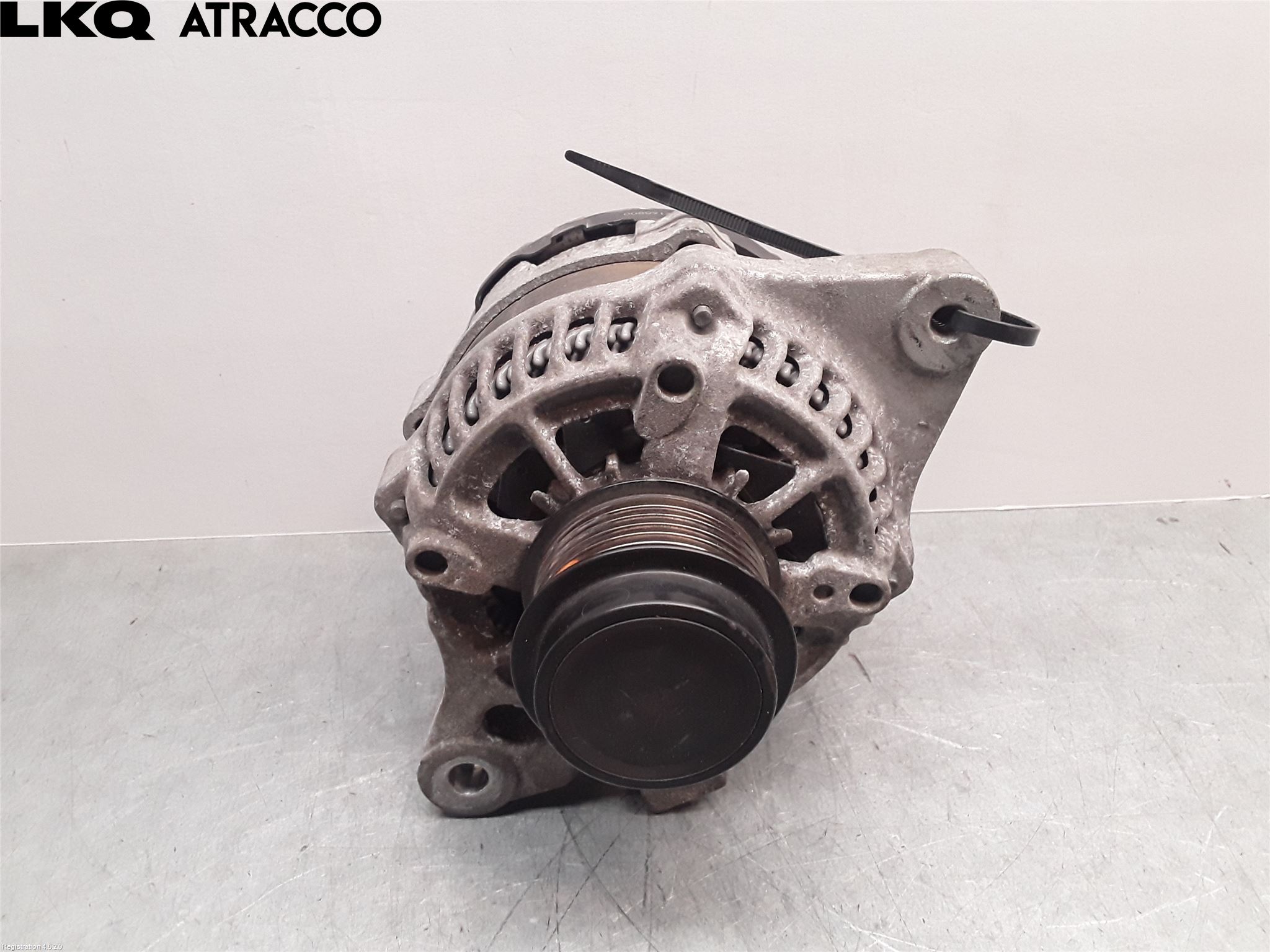 Toyota AVENSIS 09-15 Generator