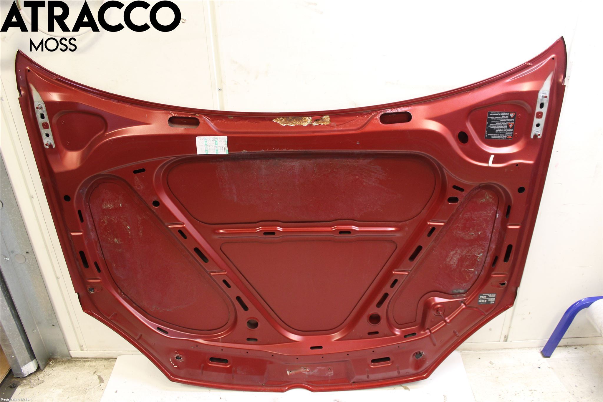 Volkswagen VW GOLF V 04-09 Huv Fram