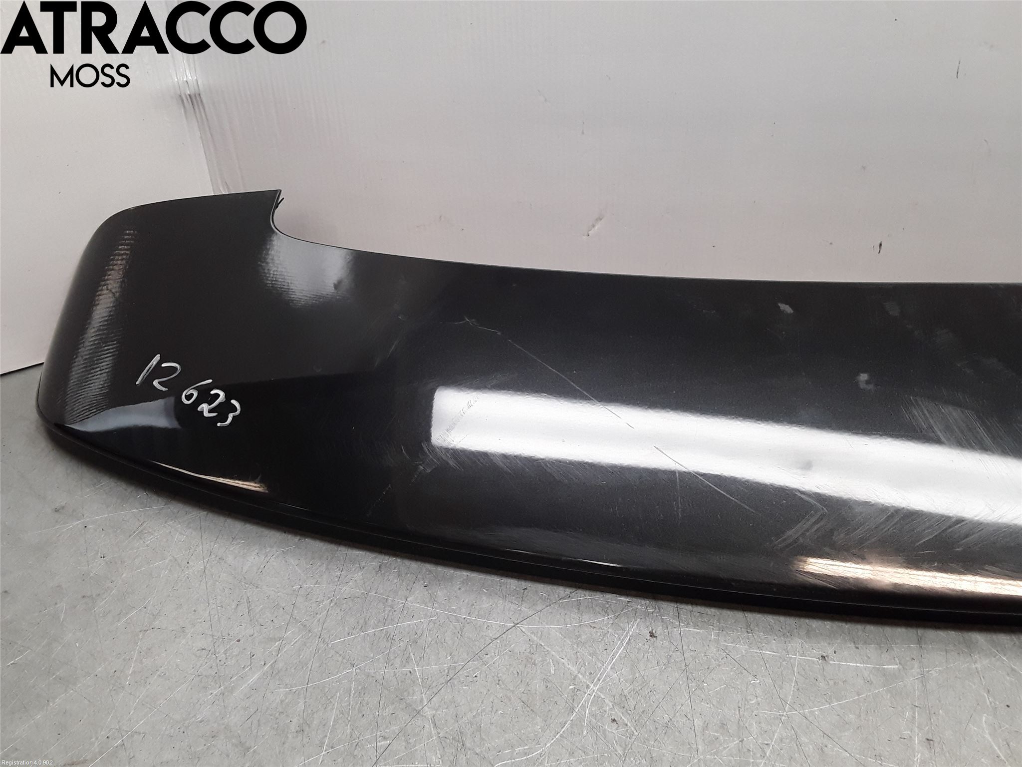 Toyota AVENSIS 09-15 Spoiler Baklucka