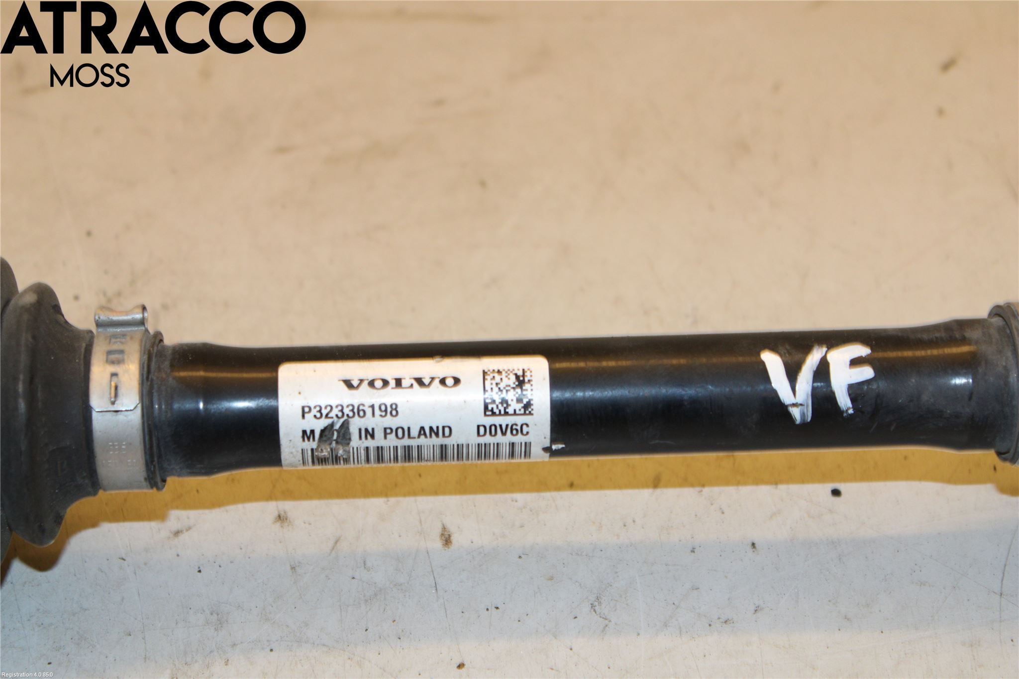 Volvo XC40/RECHARGE 18- Drivaxel Fram Vänster