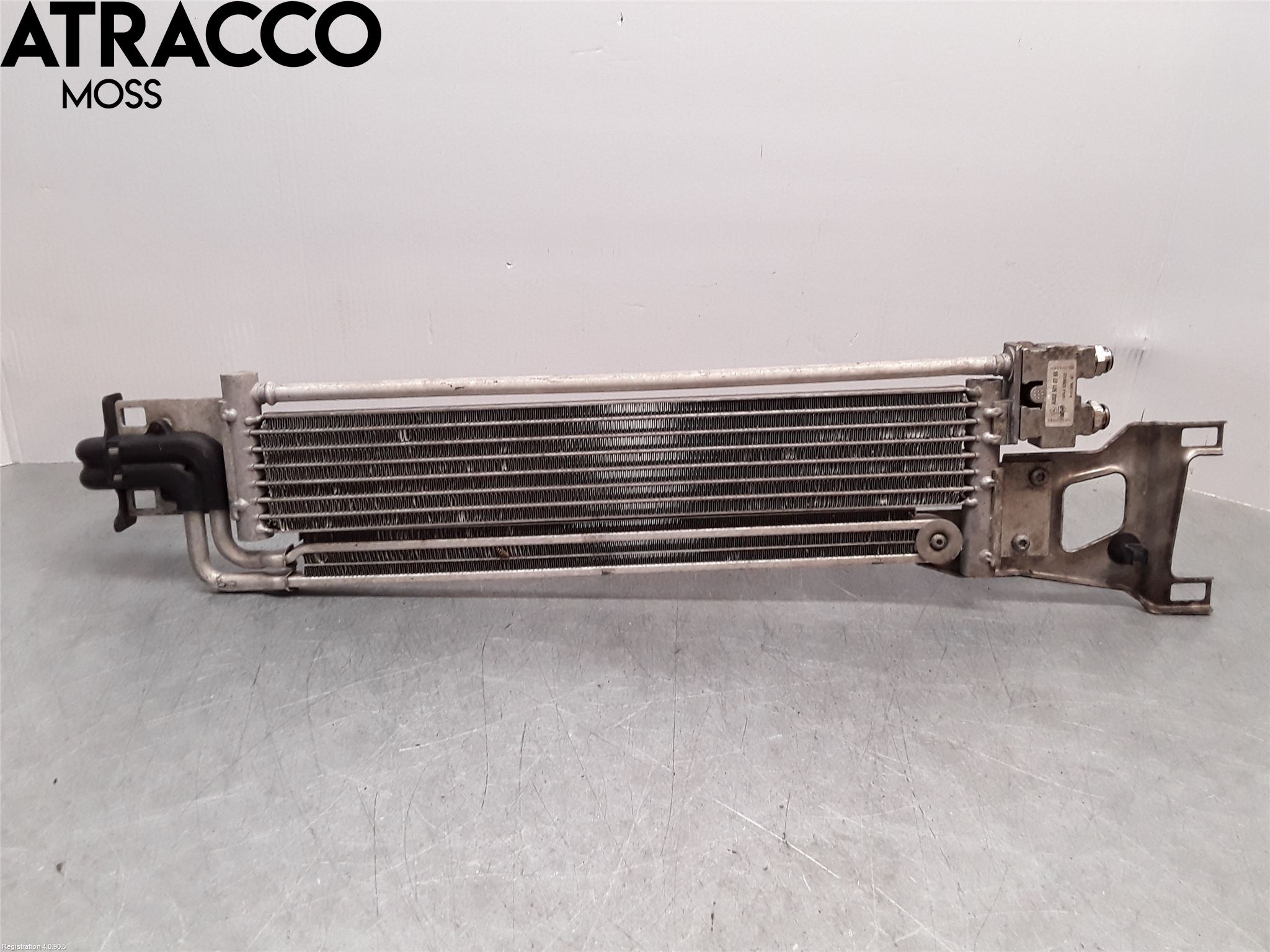 Mercedes-Benz MB E-KLASS (W212) 09-16 Oljekylare Automat