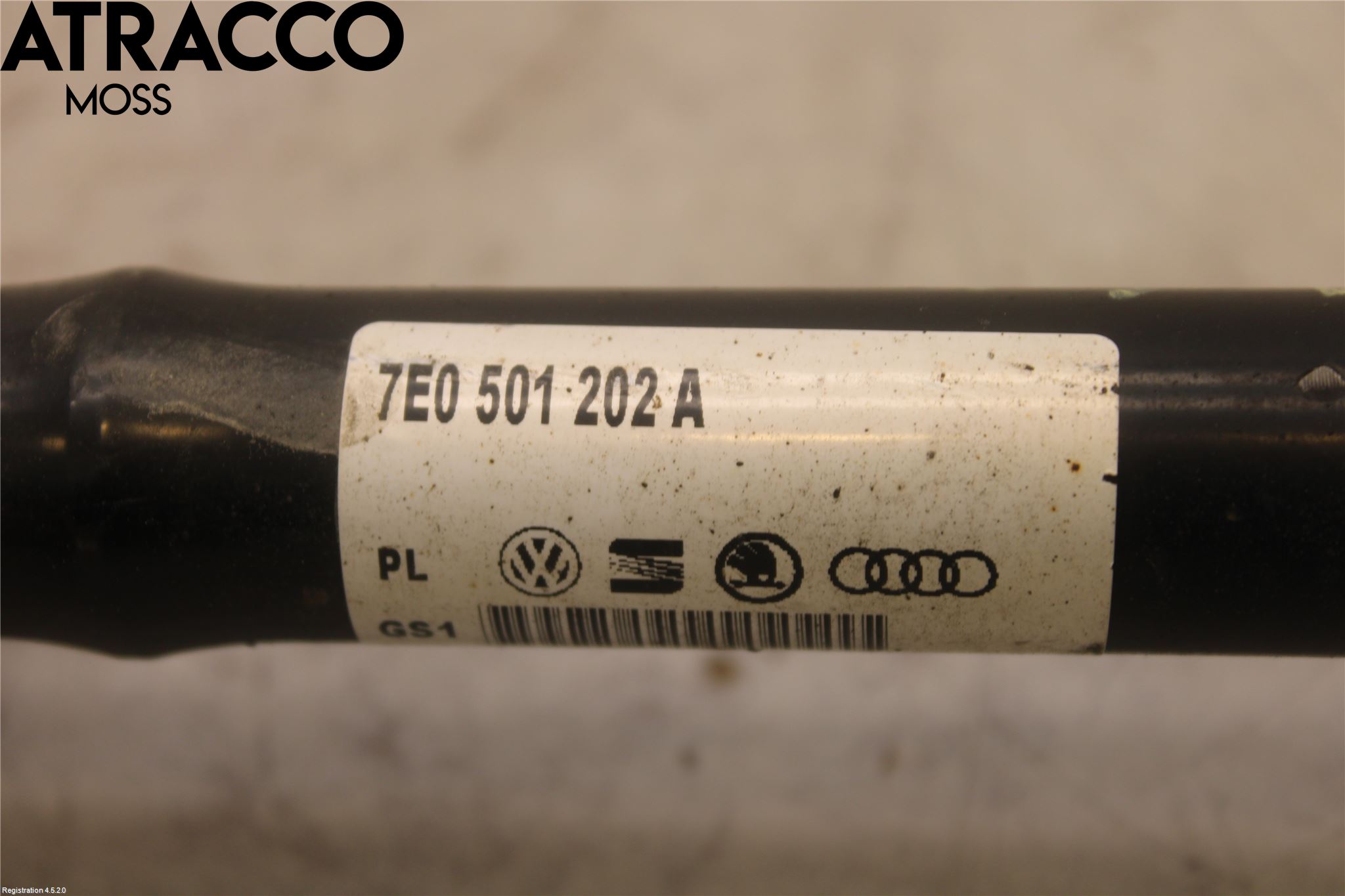 Volkswagen VW TRANSP/CARAVELLE (T6) 16-22 Drivaxel Bak Höger
