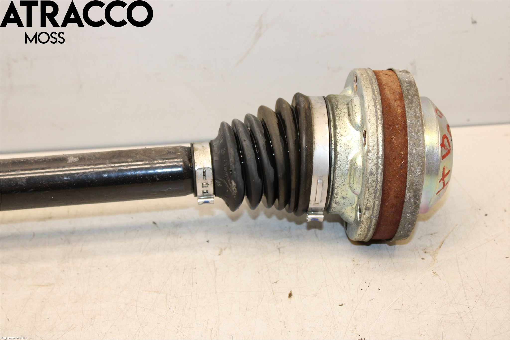 Audi Q5 09-16 Drivaxel Bak Höger
