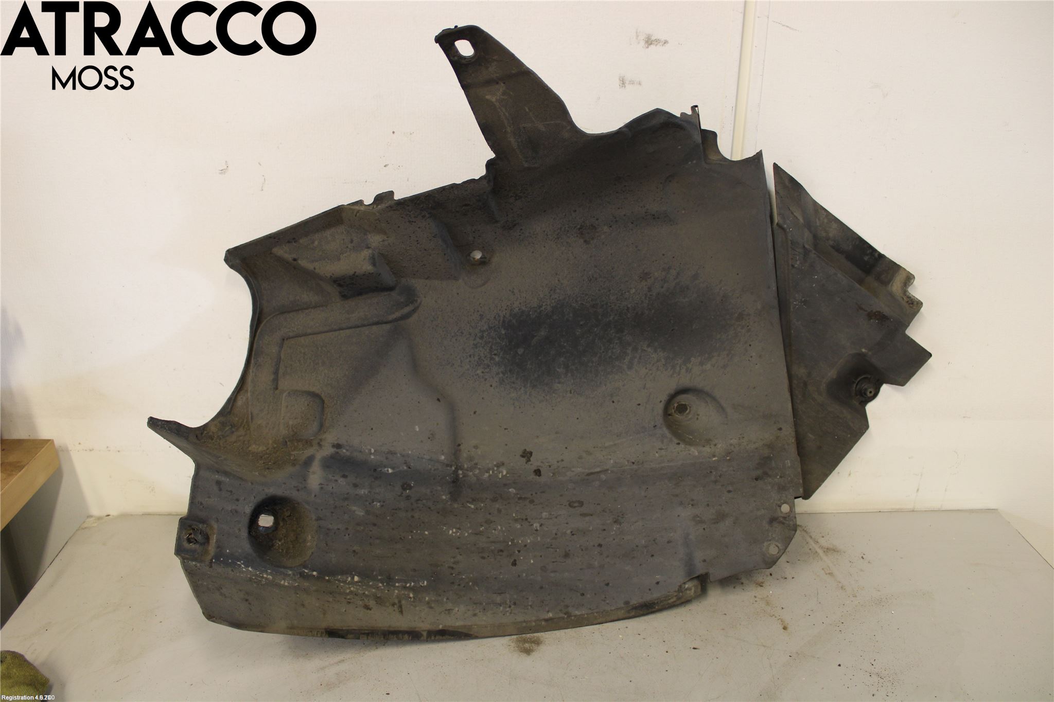 Mercedes-Benz MB C-KLASS (W204) 07-15 Skärm Inner
