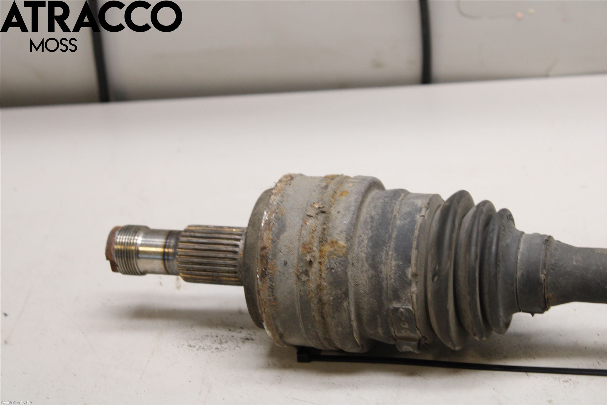 Mercedes-Benz MB E-KLASS (W213) 16-23 Drivaxel Bak Höger