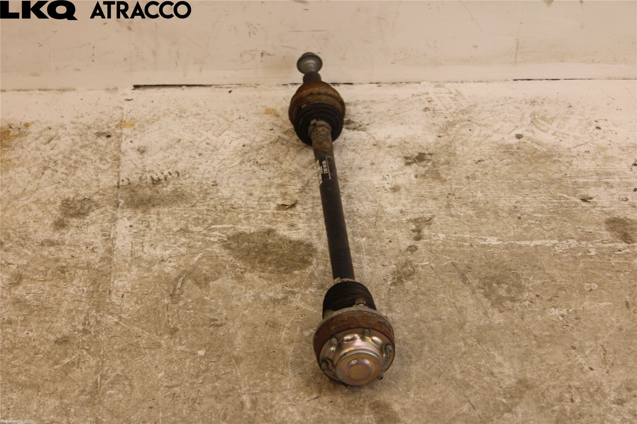 Volkswagen VW T-ROC 18- Drivaxel Bak Vänster