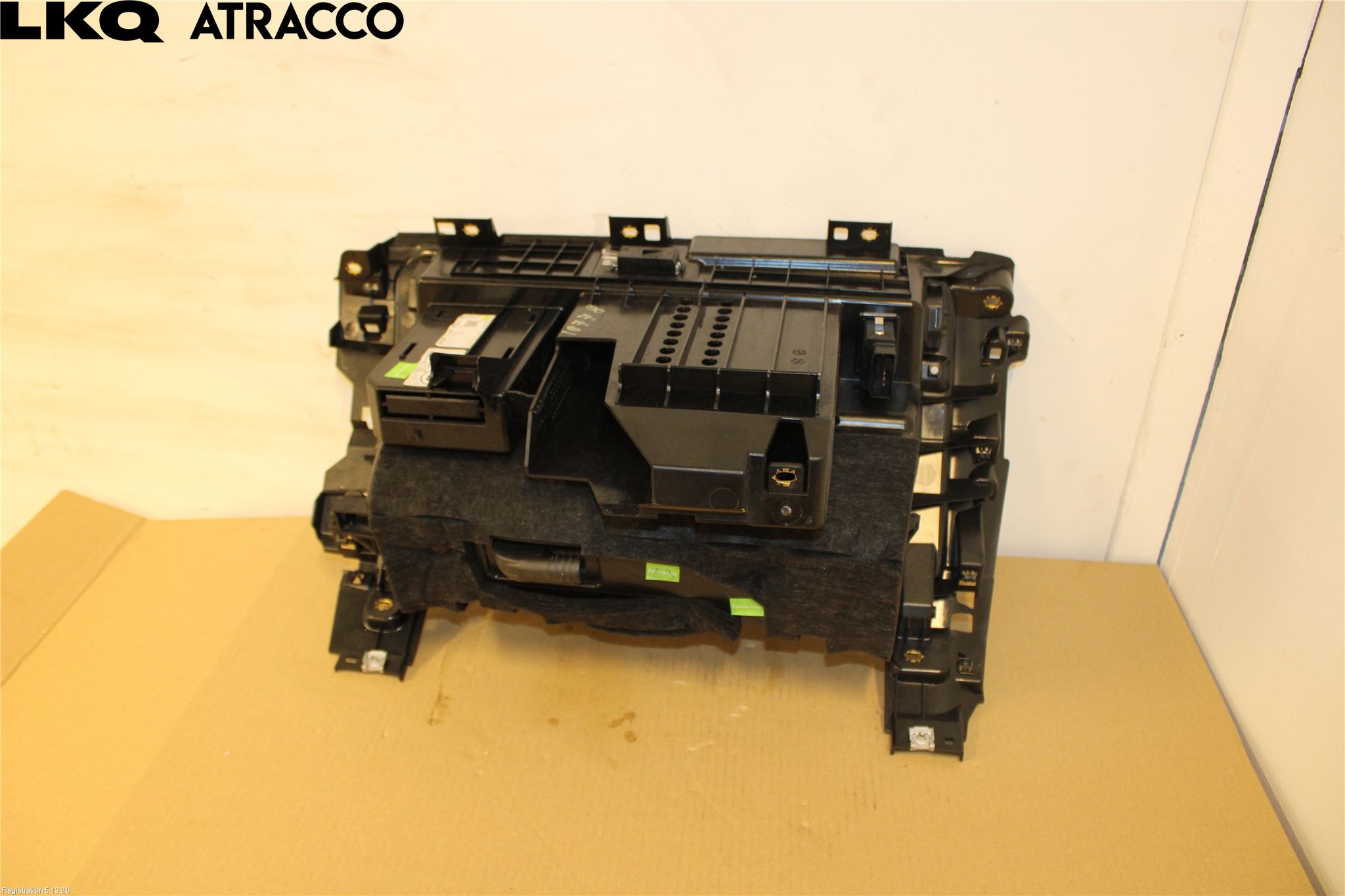 Porsche CAYENNE 03- Handskfack