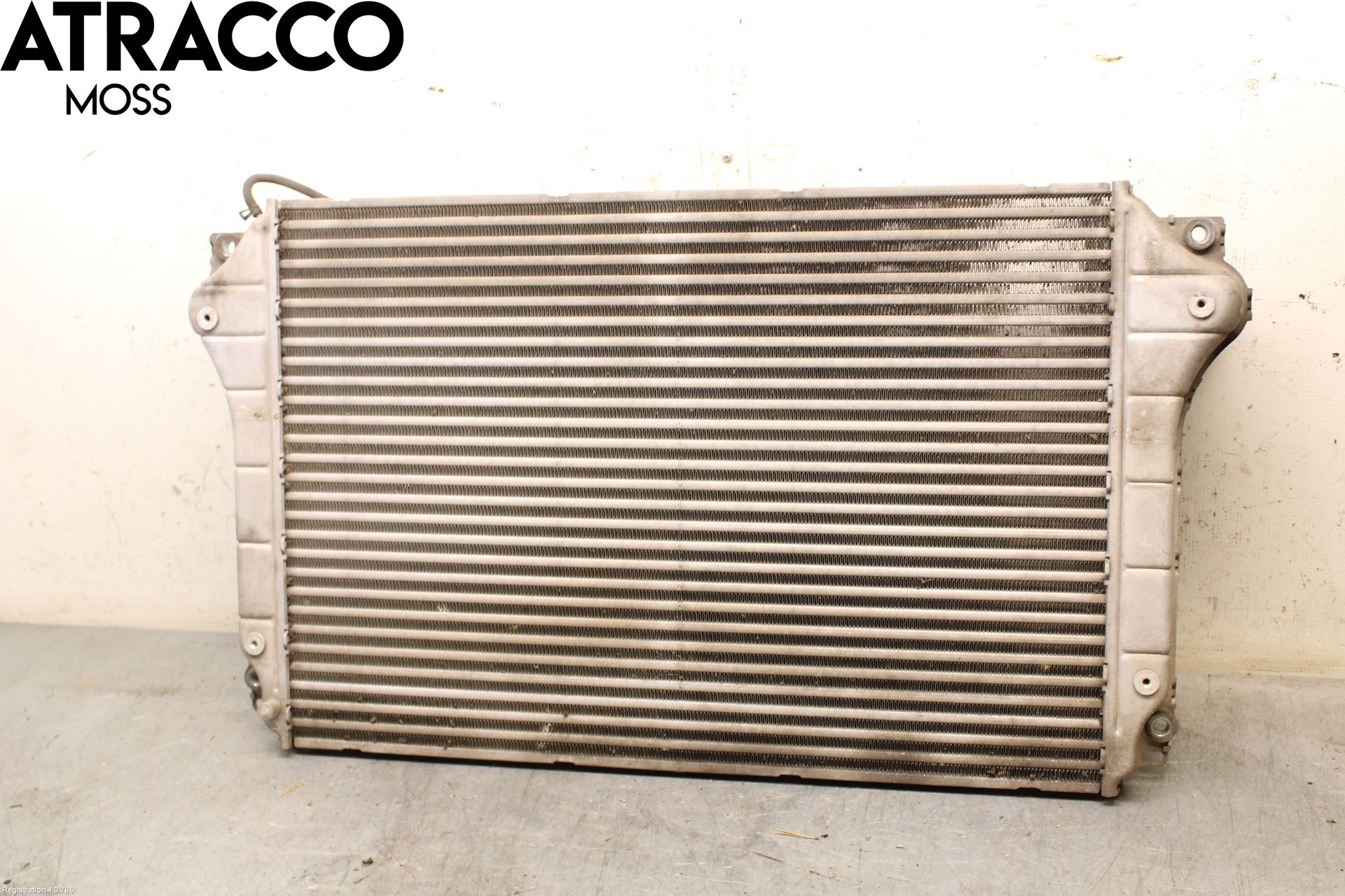 Toyota AVENSIS 07-08 Laddluft-Intercooler Kyl