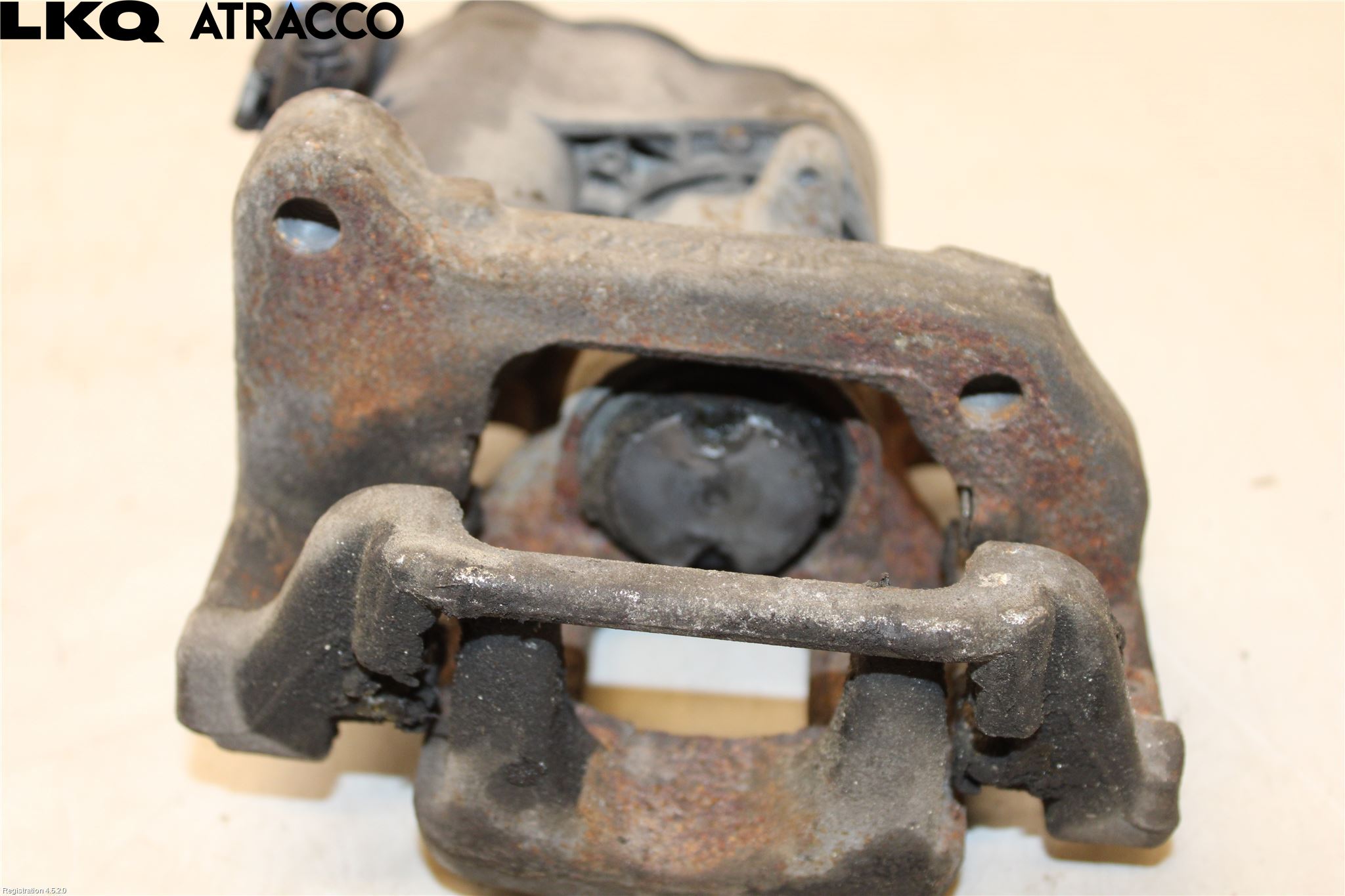 Opel CORSA F, CORSA-E 20- Bromsok Bak Höger