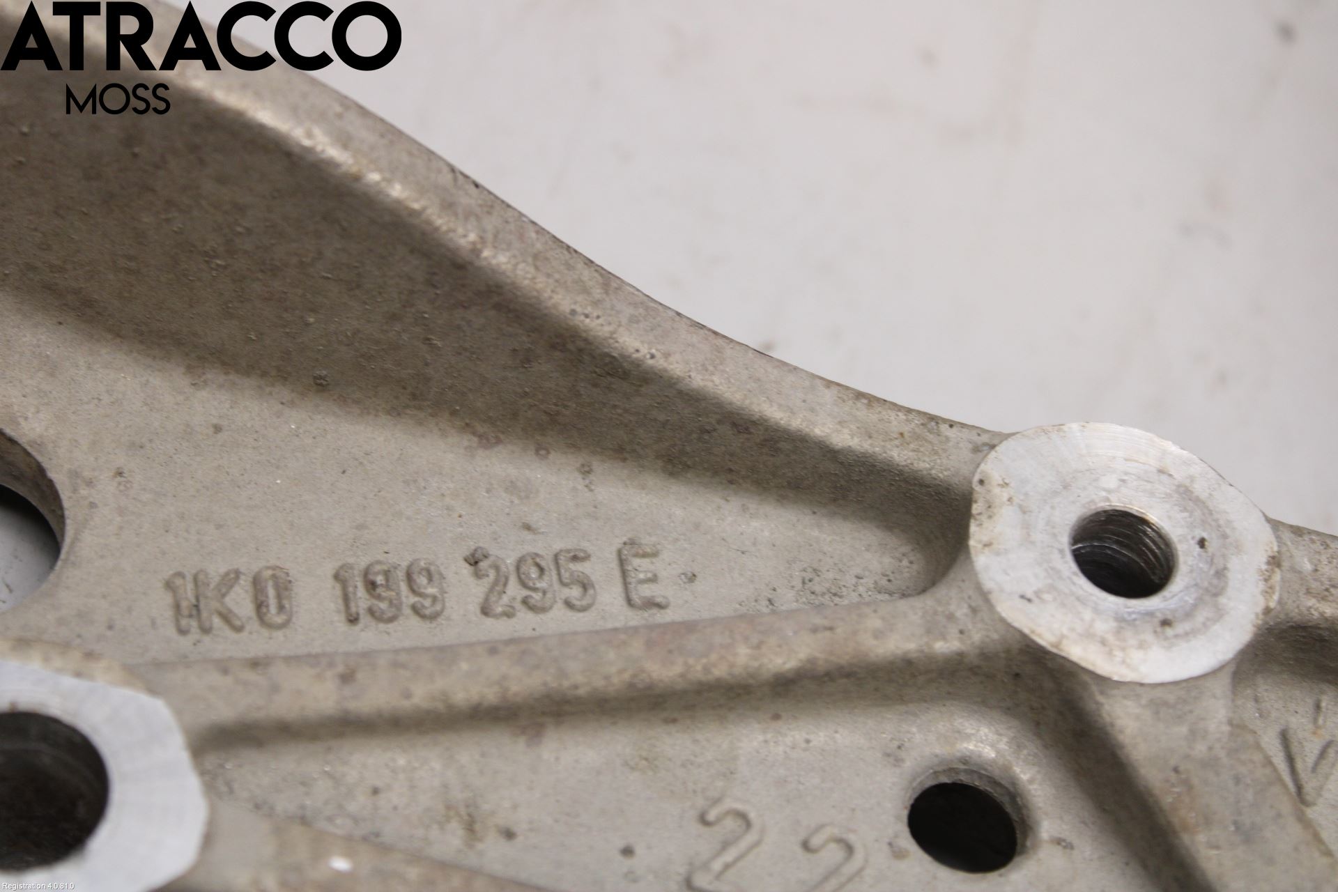 Volkswagen VW GOLF VI 09-13 Framvagn Fäste-Kudde