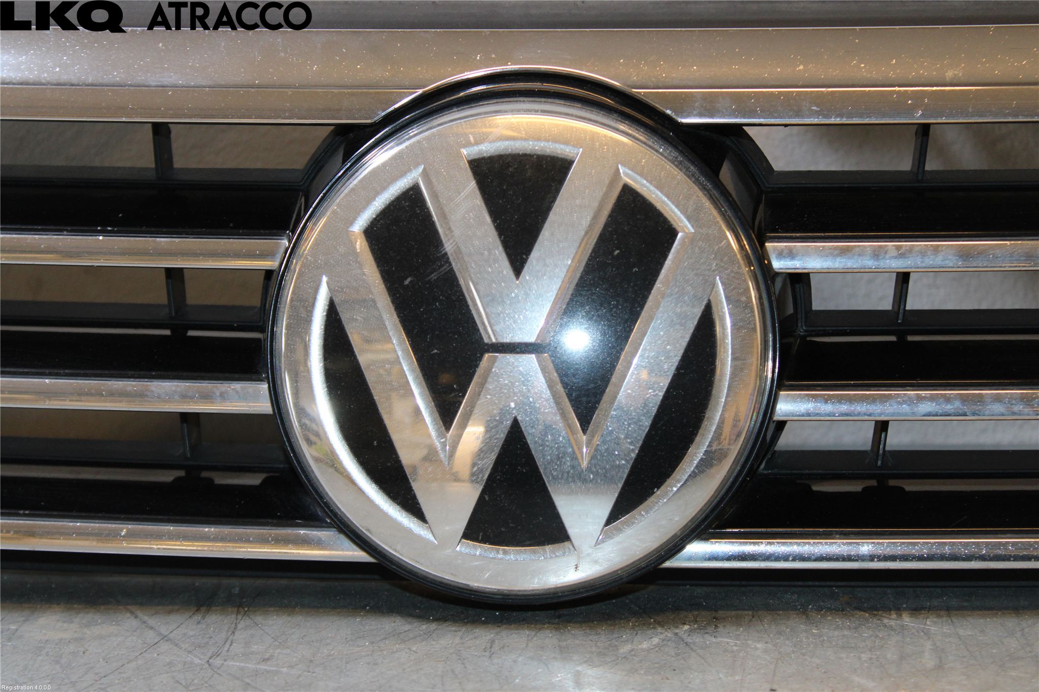 Volkswagen VW PASSAT 15-19 Grill Komp