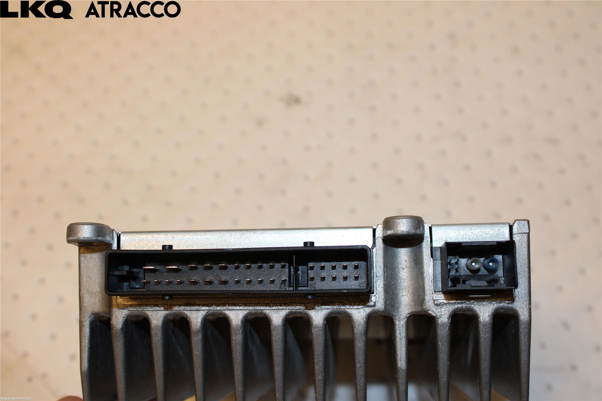 Mercedes-Benz MB E-KLASS (W212) 09-16 Radio-Stereo Förstärkare