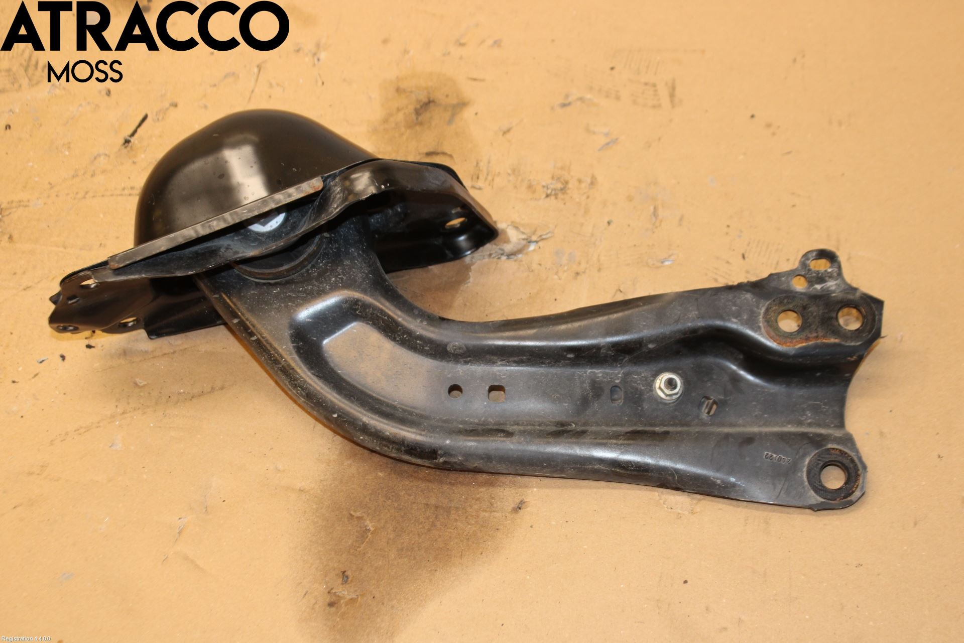 Toyota C-HR 16-23 Bärarm Bak Vänster