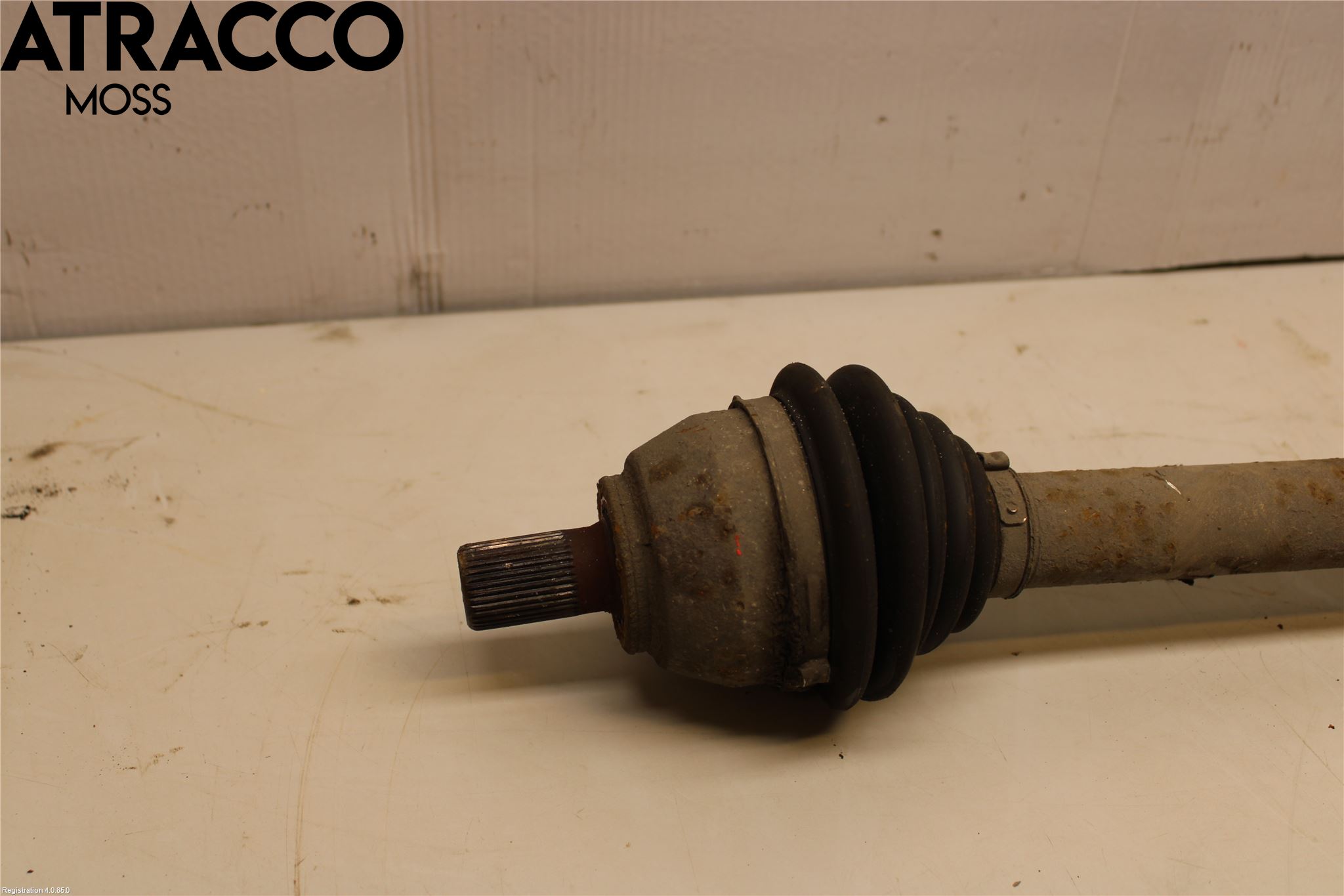 Ford FOCUS 08-11 Drivaxel Fram Höger