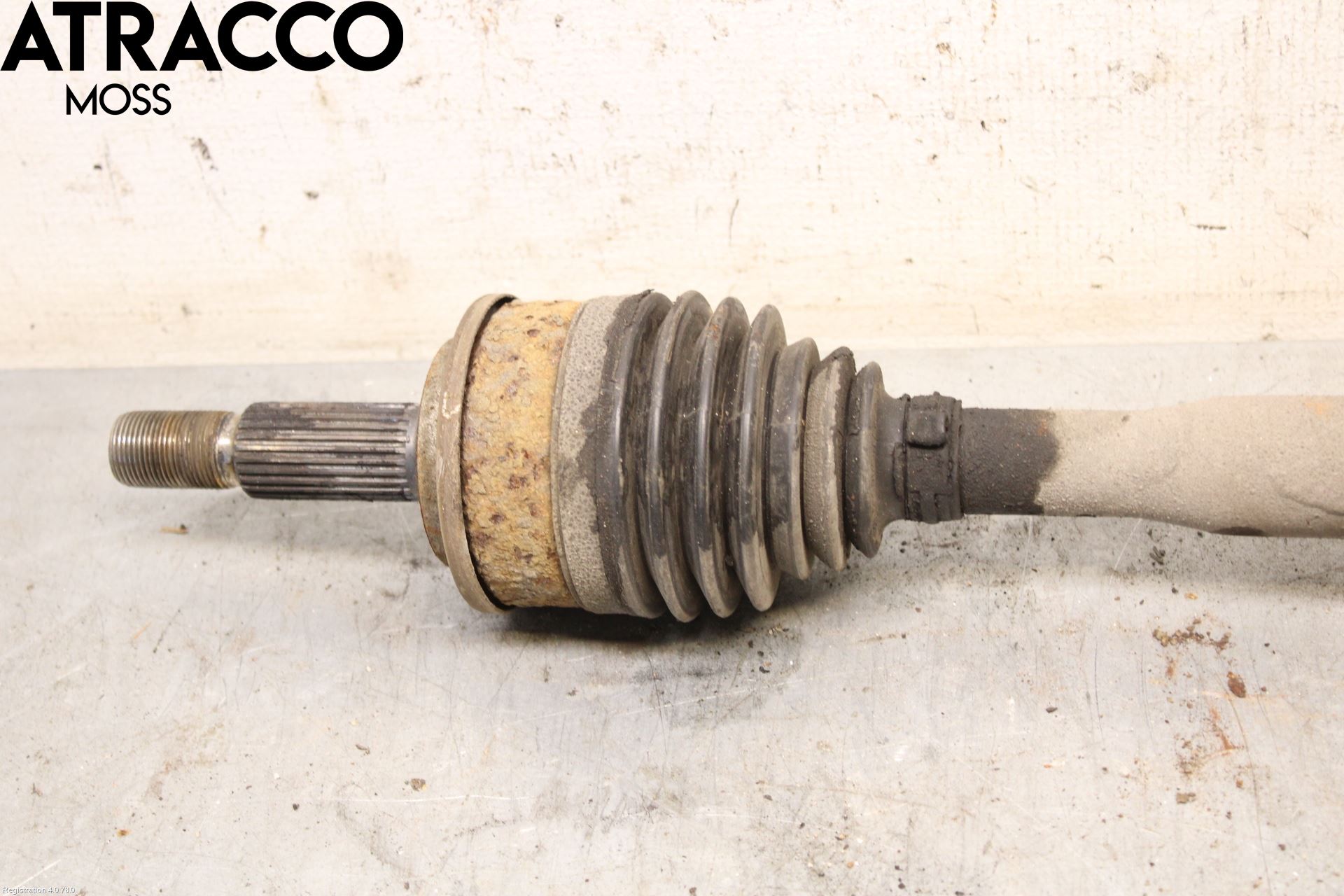 Toyota AURIS 13-19 Drivaxel Fram Höger