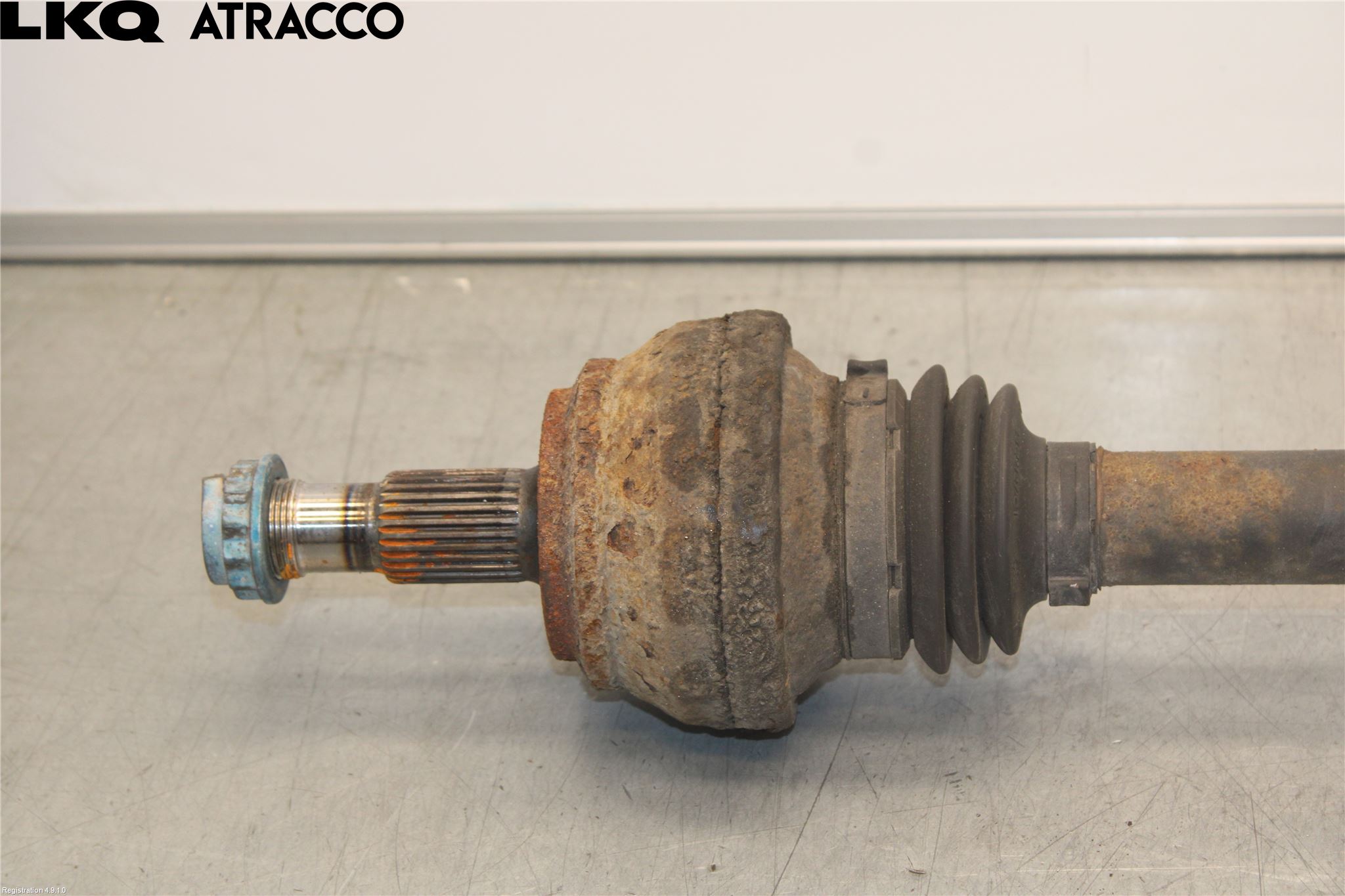 Mercedes-Benz MB E-KLASS (W213) 16-23 Drivaxel Bak Höger
