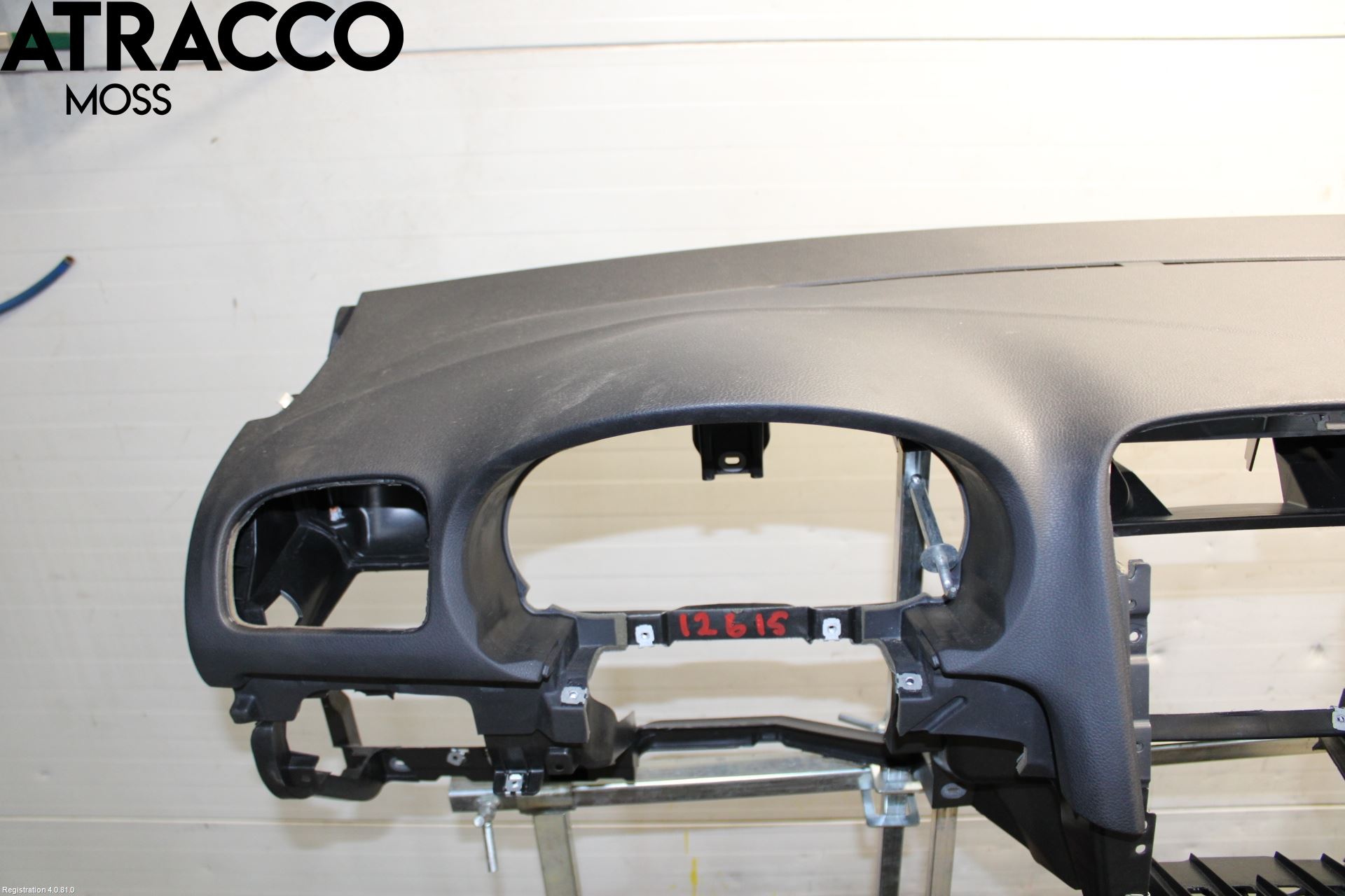 Volkswagen VW GOLF VI 09-13 Instrumentbräda