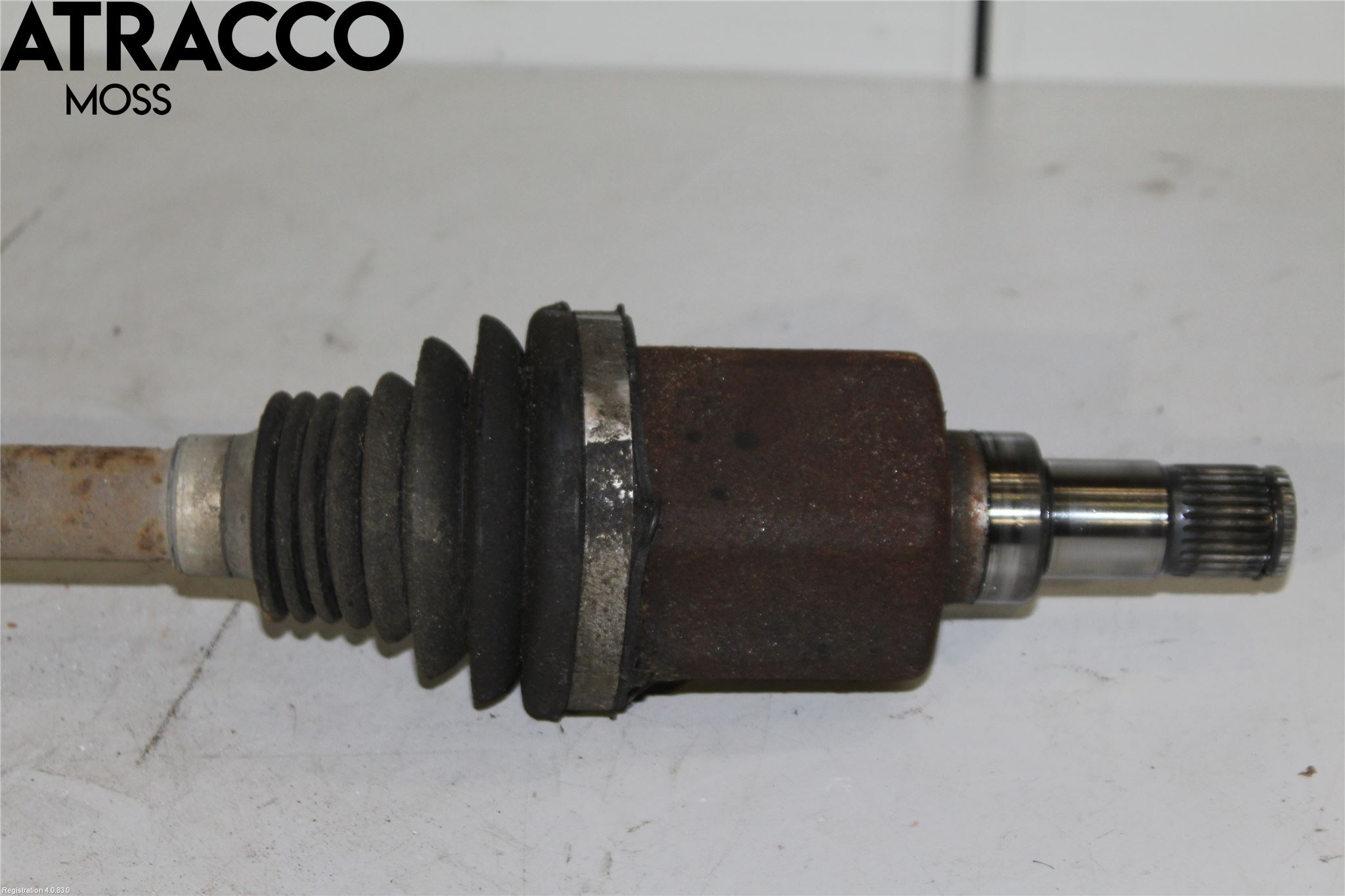 Volvo V40 12-19 Drivaxel Fram Vänster