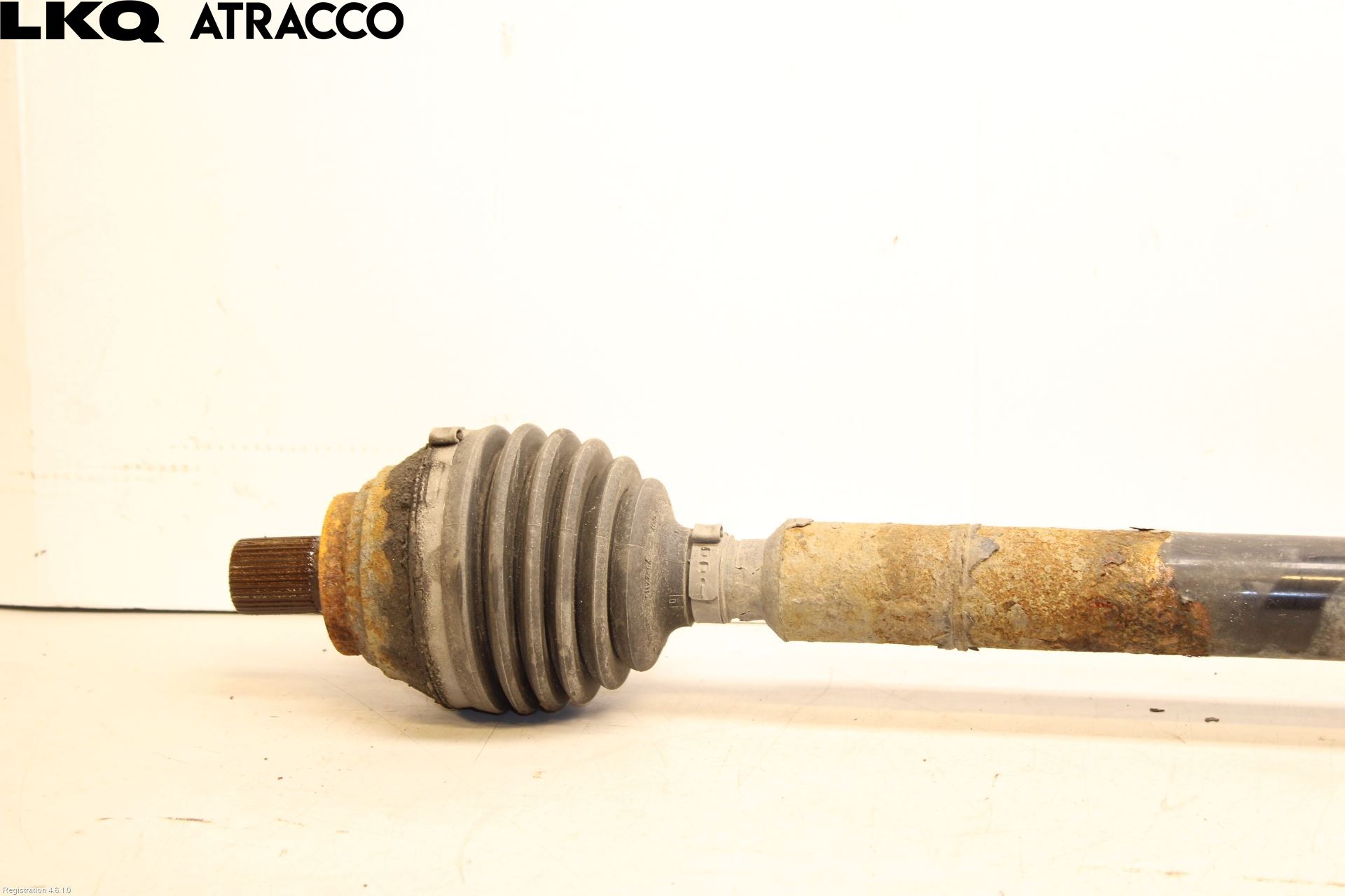 Skoda SUPERB 09-15 Drivaxel Fram Höger
