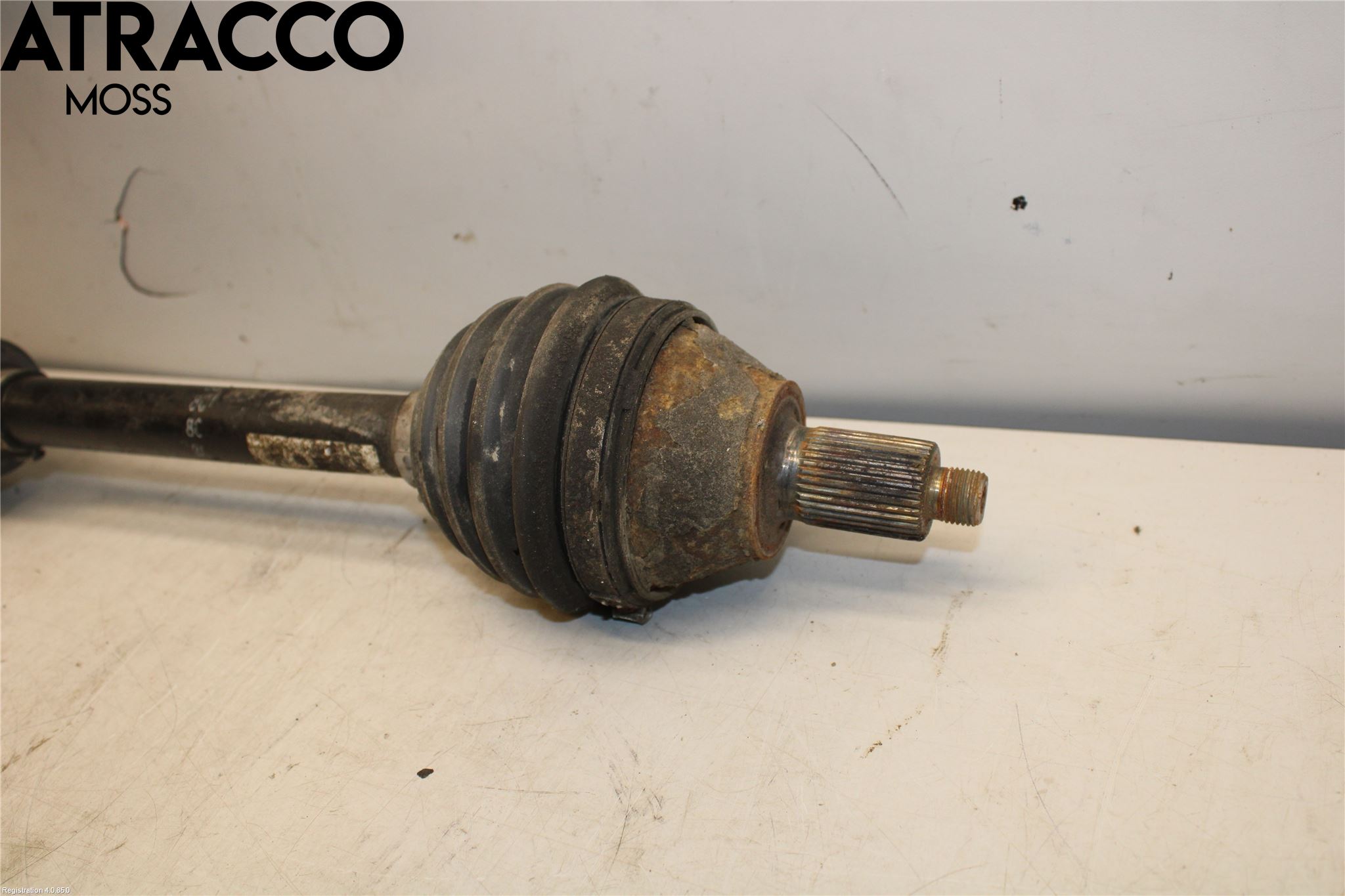 Skoda FABIA 07-14 Drivaxel Fram Vänster