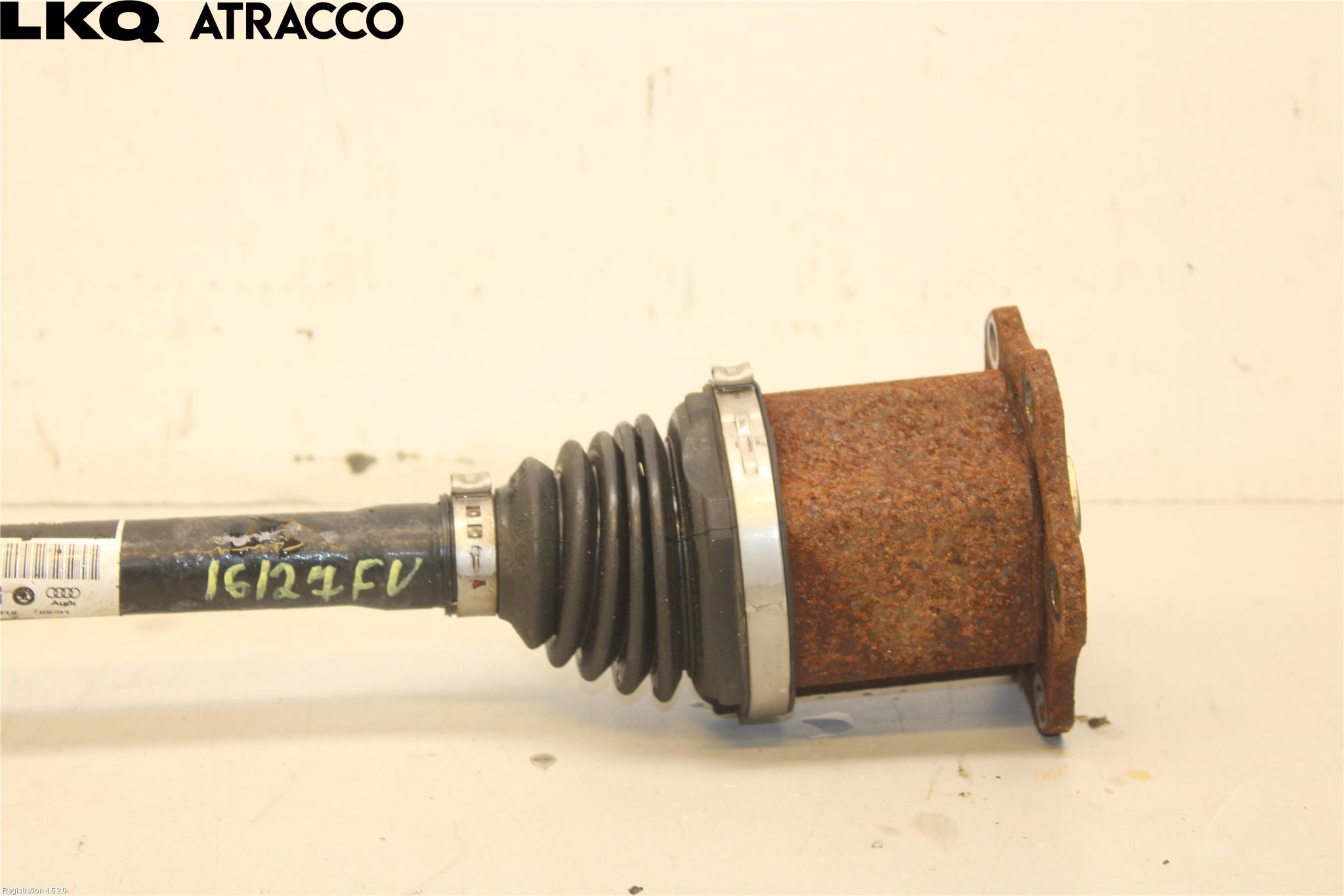 Volkswagen VW POLO VI 18->> Drivaxel Fram Vänster