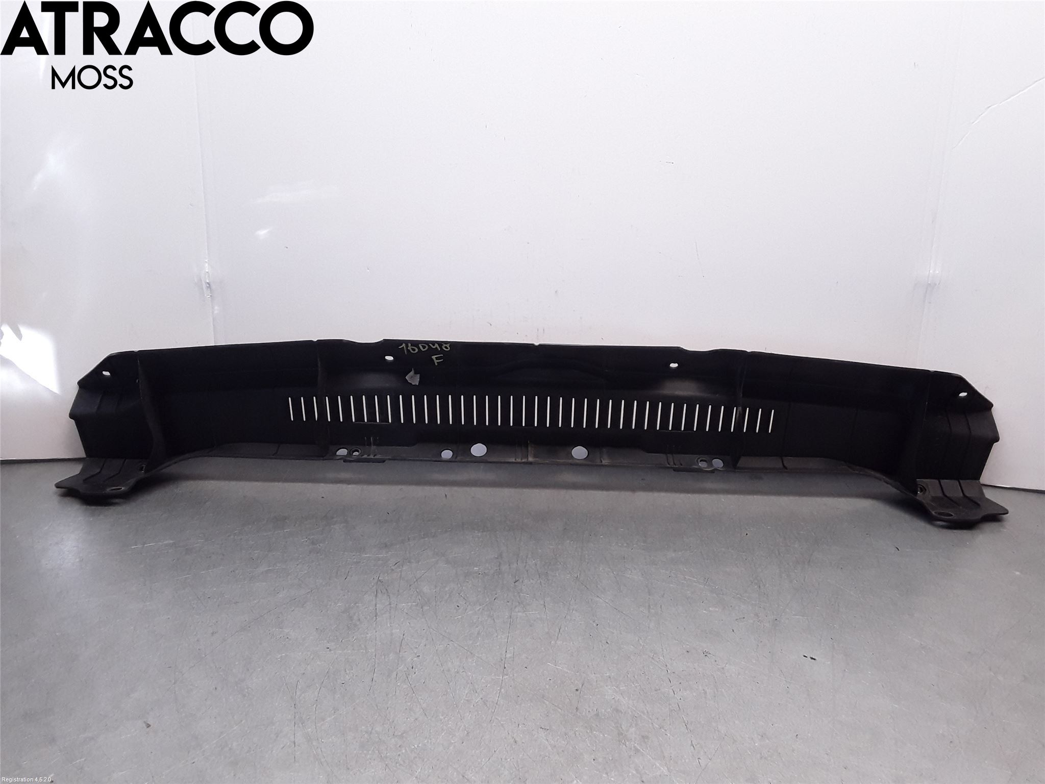 Kia VENGA 10-19 Grilldel Mitt