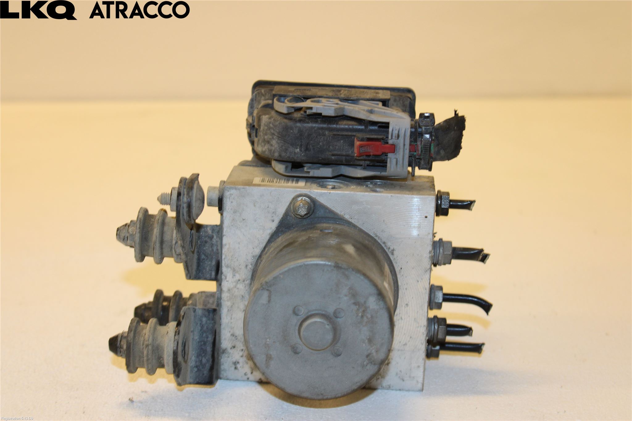 Volkswagen VW PASSAT 11-14 Abs Hydraulaggregat