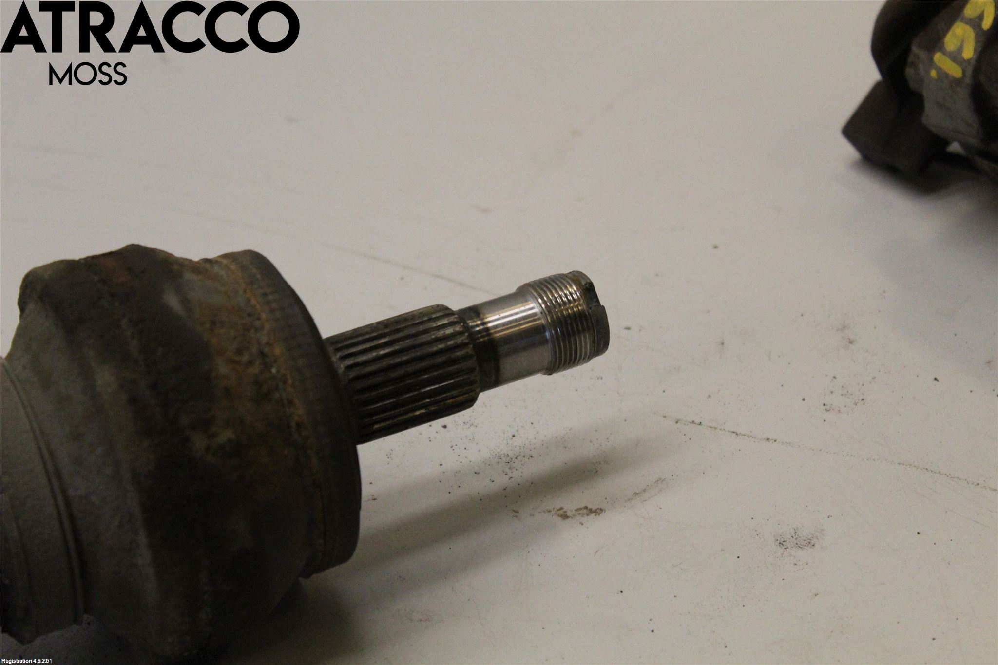 Mercedes-Benz MB E-KLASS (W212) 09-16 Drivaxel Bak Höger