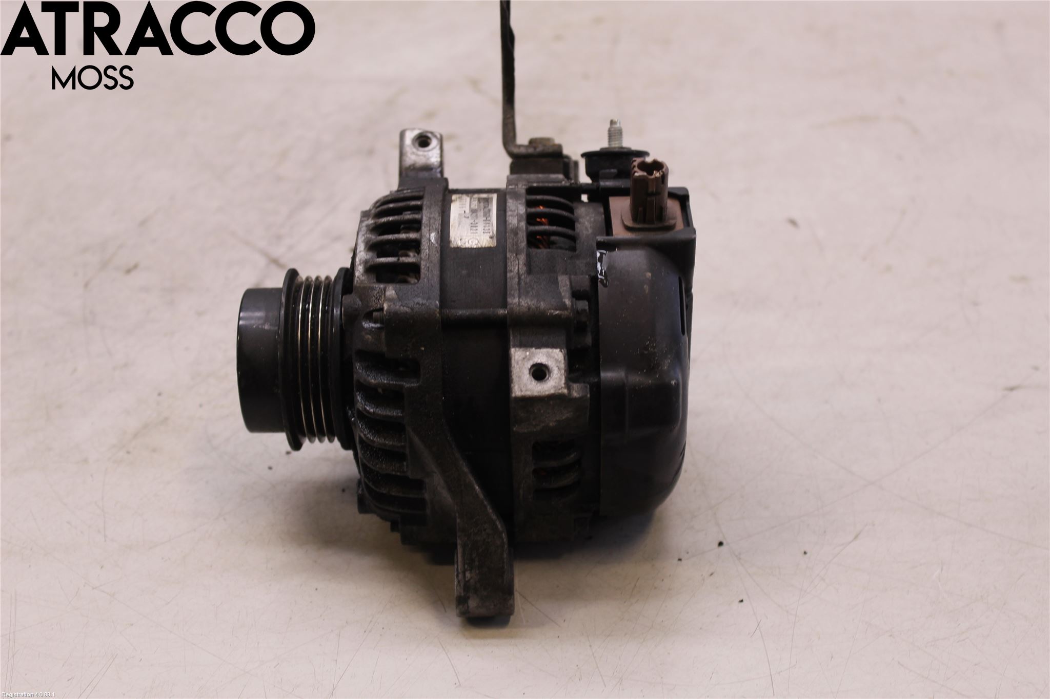 Toyota YARIS XP130 12-14 Generator