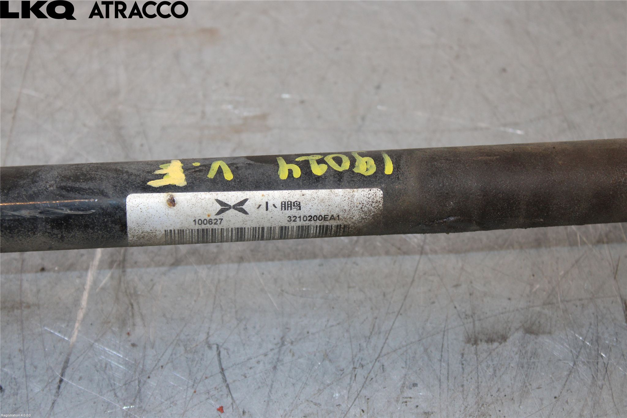 Xpeng G9 22- Drivaxel Fram Höger